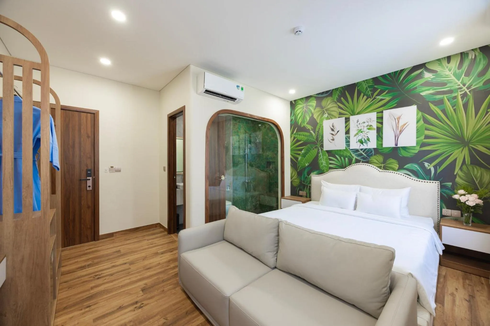 Bed in Sarah Hotel Halal Restaurant Phu Quoc