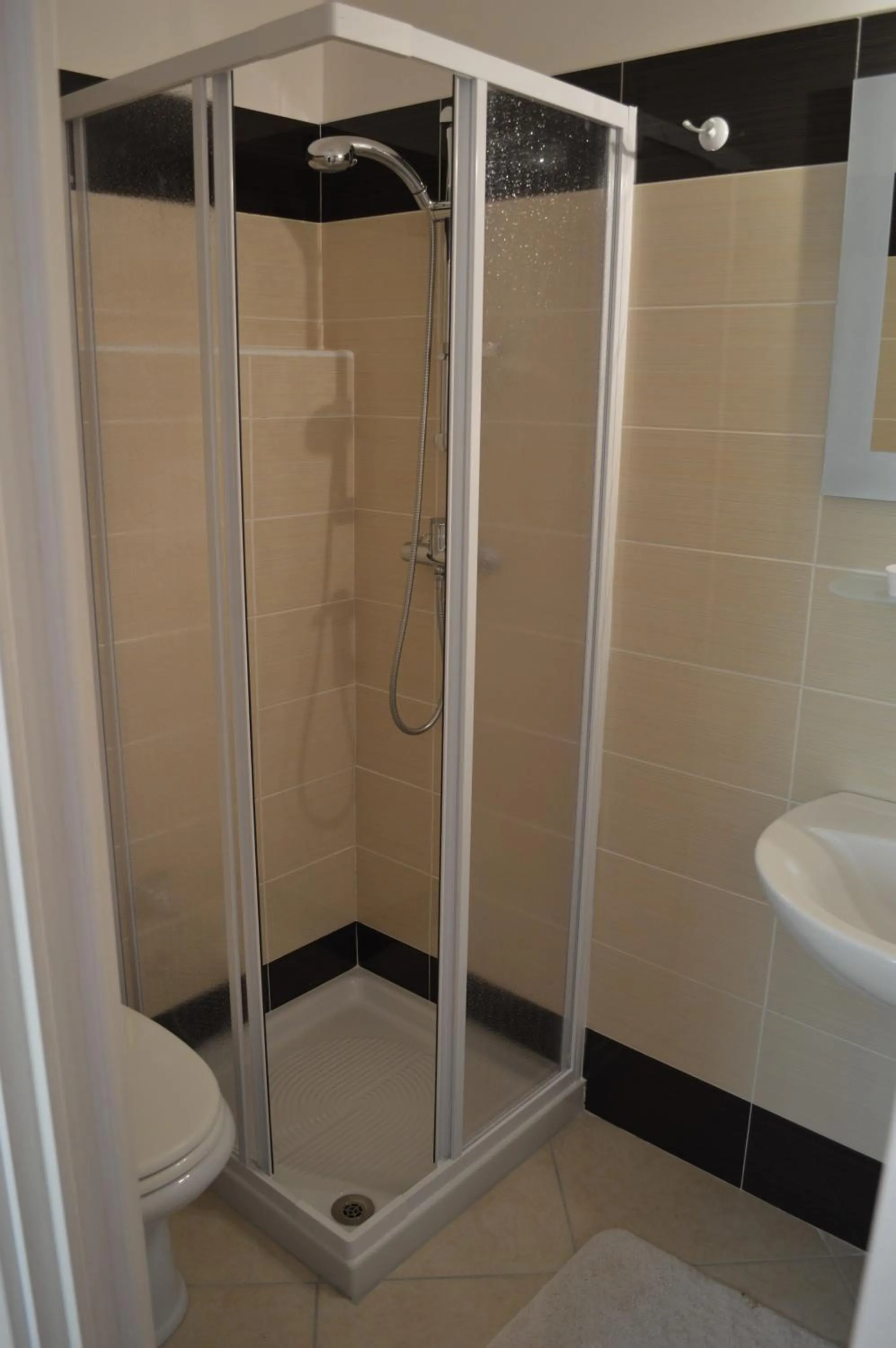 Shower in B&B Le Tre Stelle