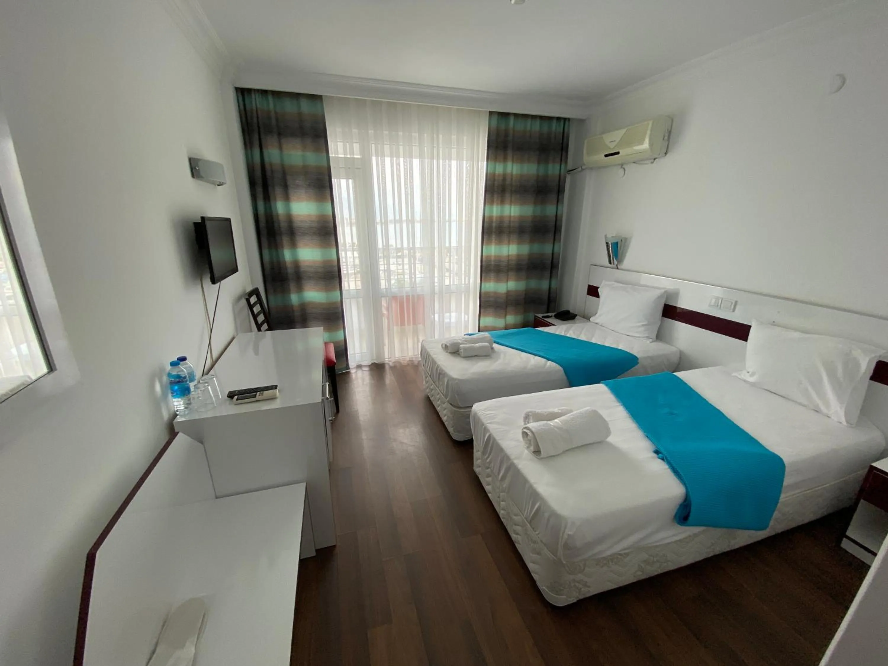 Sea view, Bed in Finike Marina Hotel