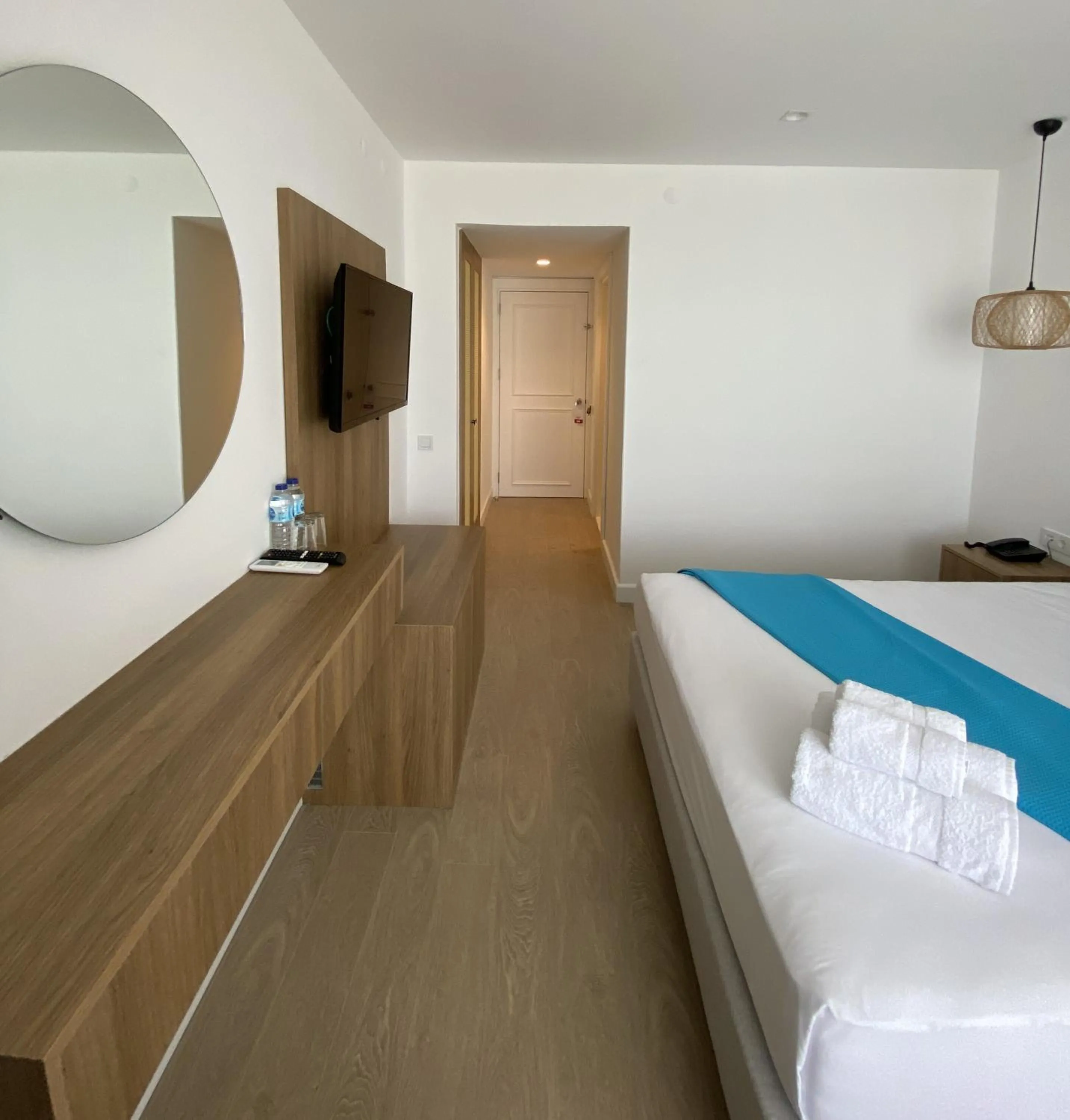 TV and multimedia, Bed in Finike Marina Hotel