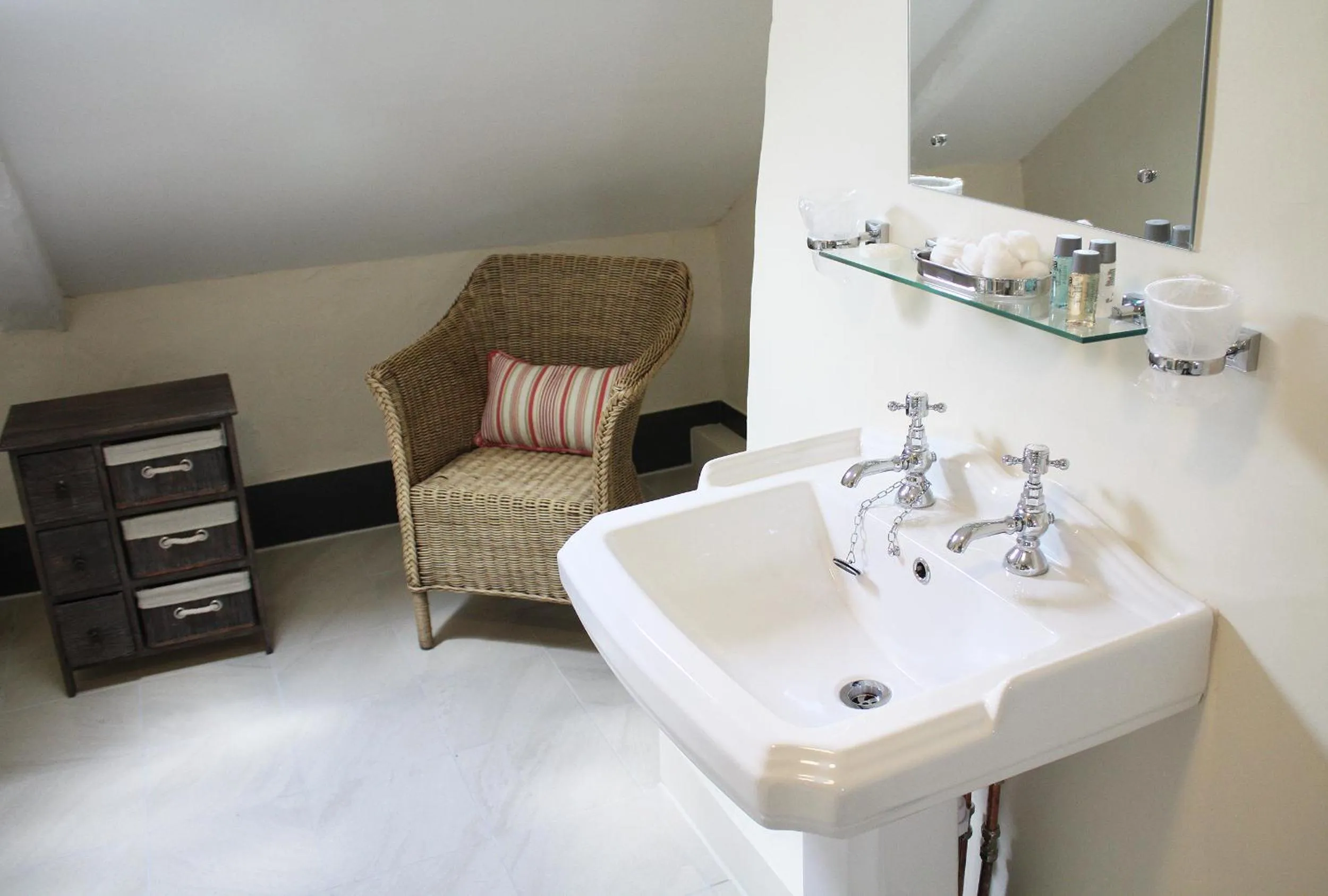 Bathroom in Willow Tree Farm