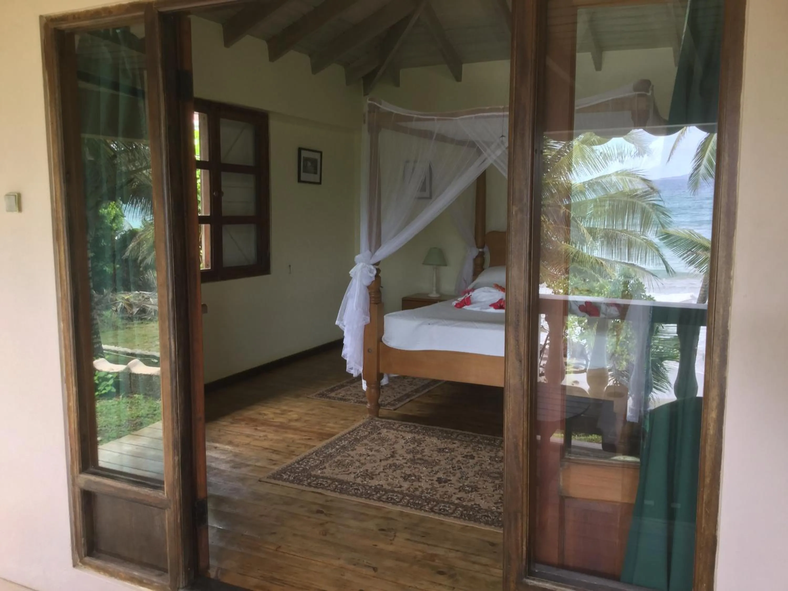 Bed in Petite Anse Hotel