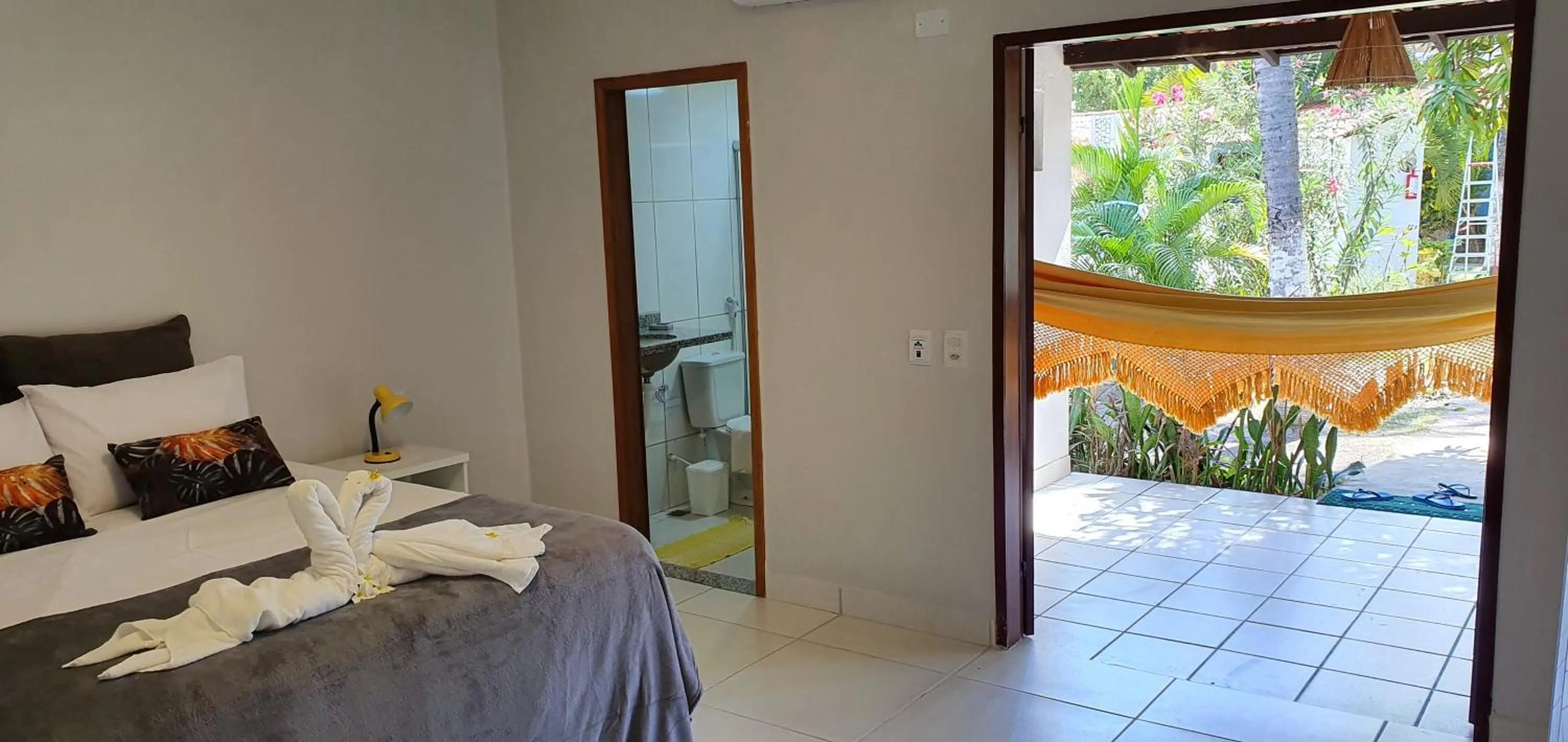 Patio, Bed in Pousada das Oliveiras