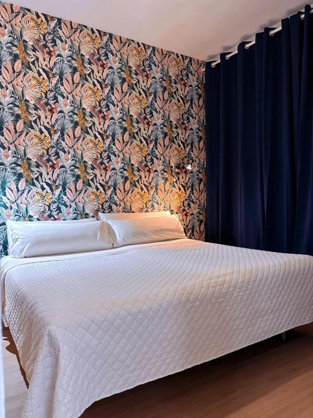 Bed in Guadalupe Cozy Inns