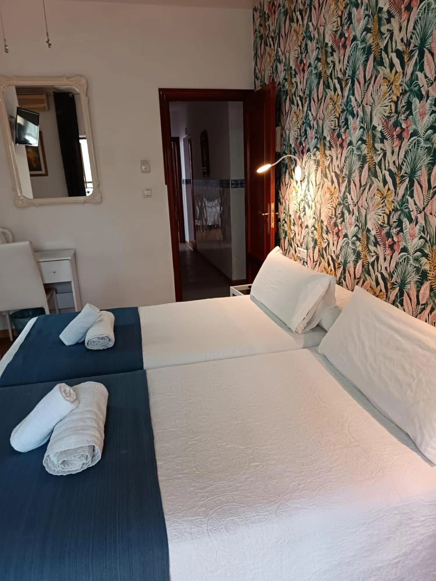 Bed in Guadalupe Cozy Inns