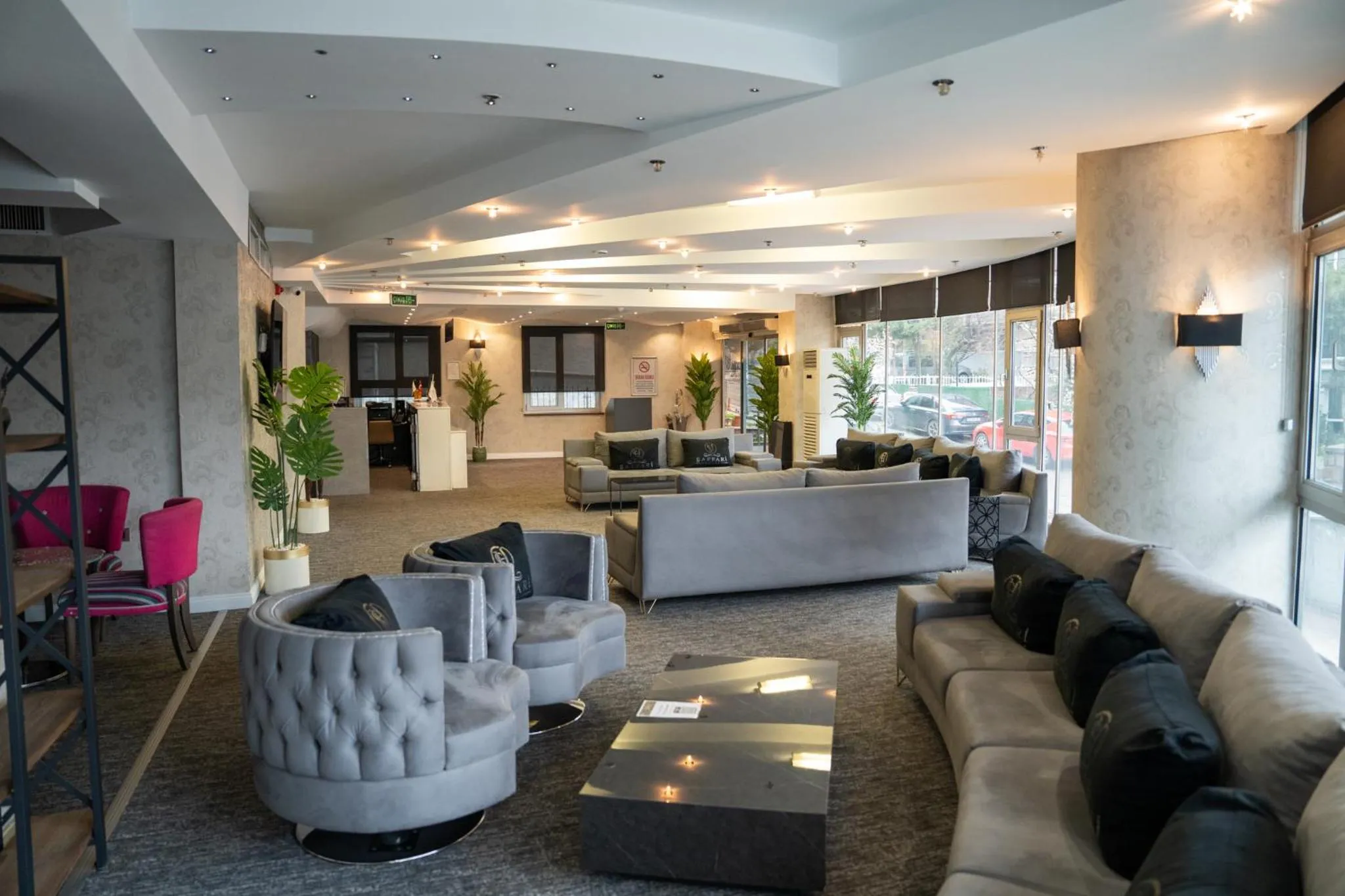 Lobby or reception in saffari otel