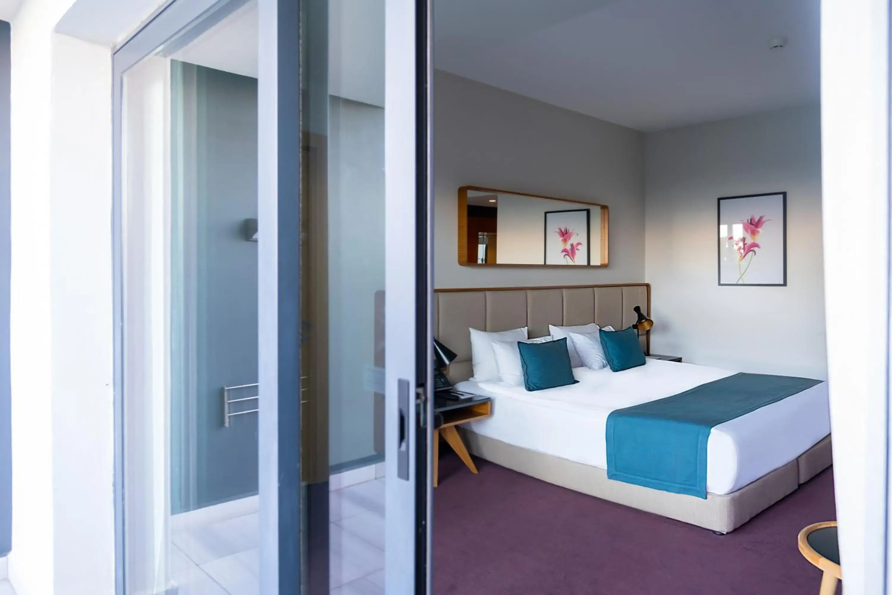 Deluxe Room with City View in Ramada Plaza Hotel & Spa Trabzon Deluxe Room with City View in Ramada Plaza Hotel & Spa Trabzon