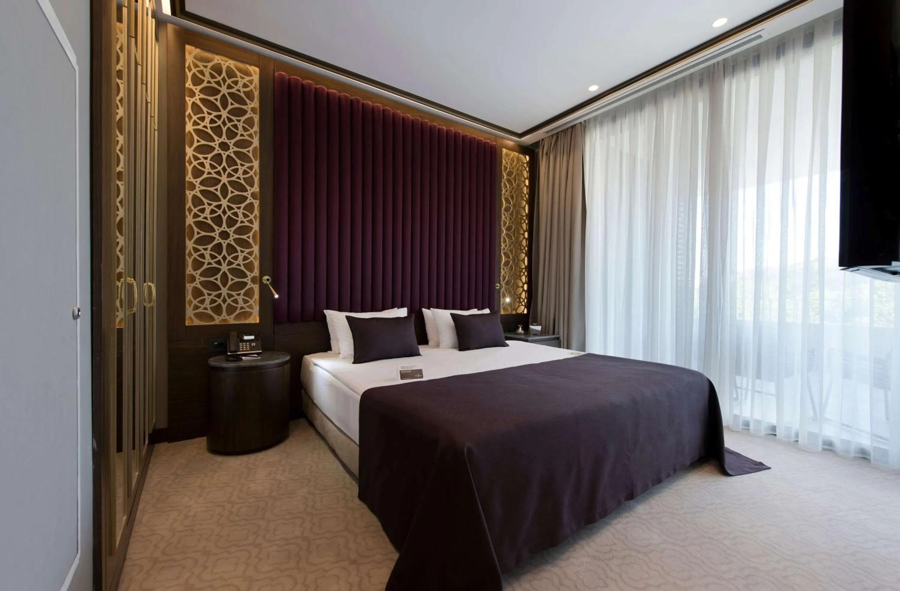 Photo of the whole room, Bed in Ramada Plaza Hotel & Spa Trabzon