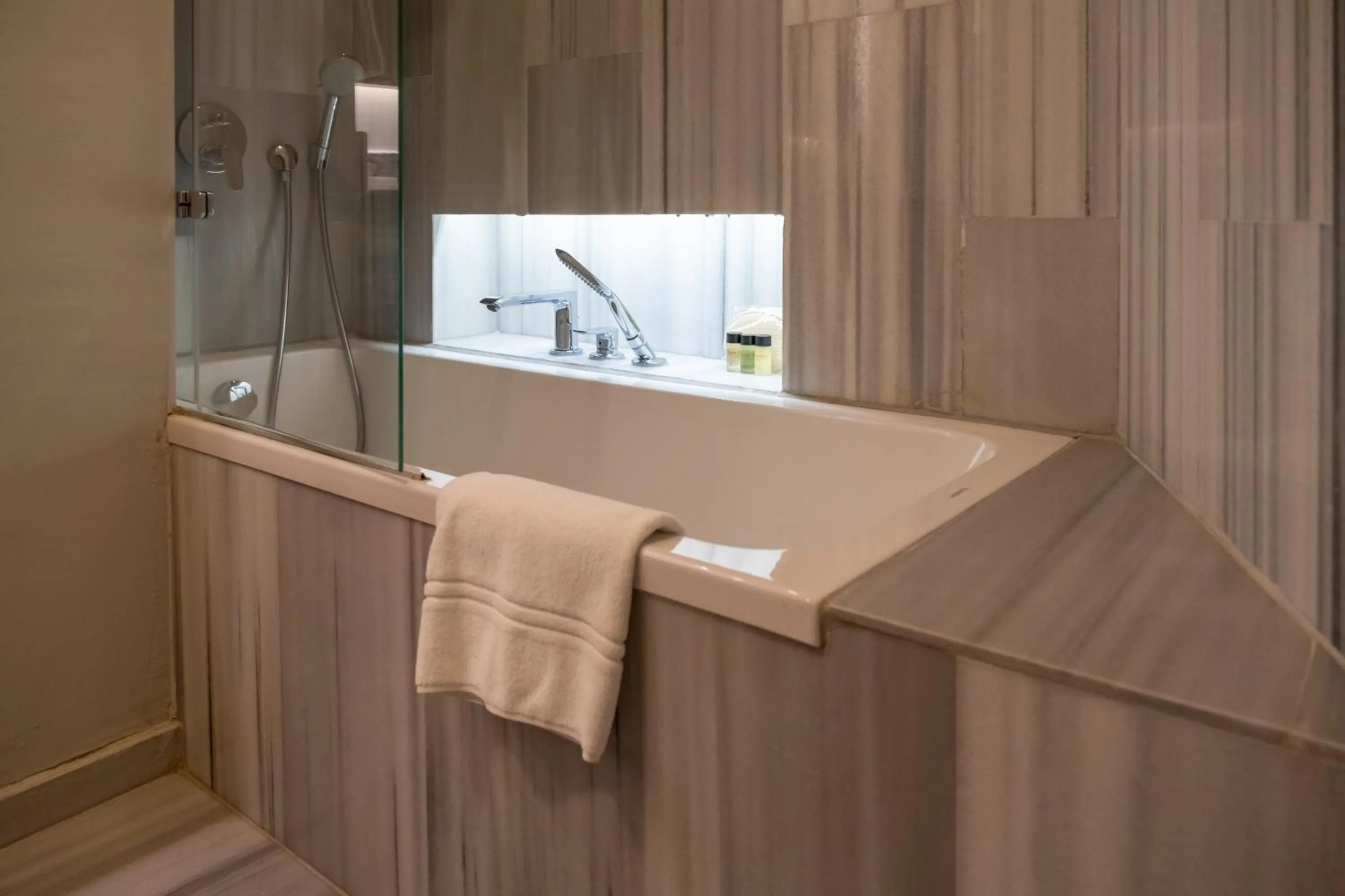 Bathroom in Ramada Plaza Hotel & Spa Trabzon