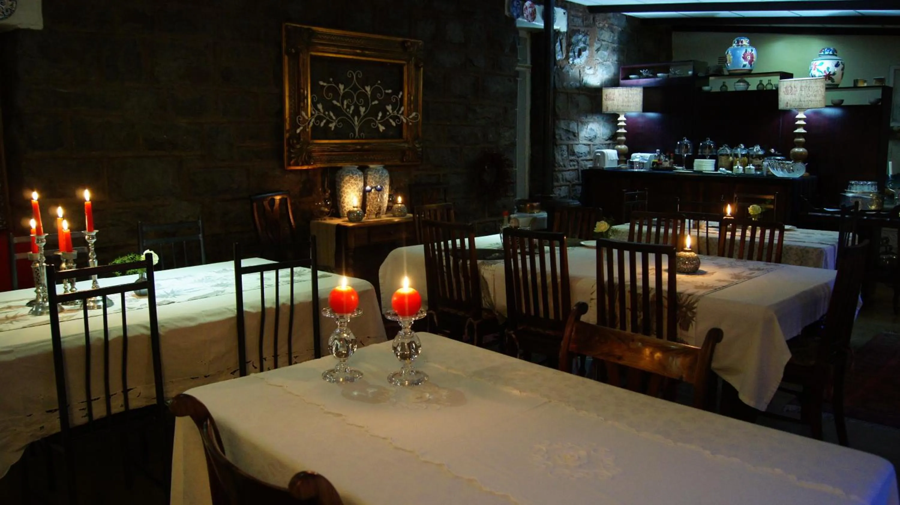 Dining area in Cunningham Cottage Guest House