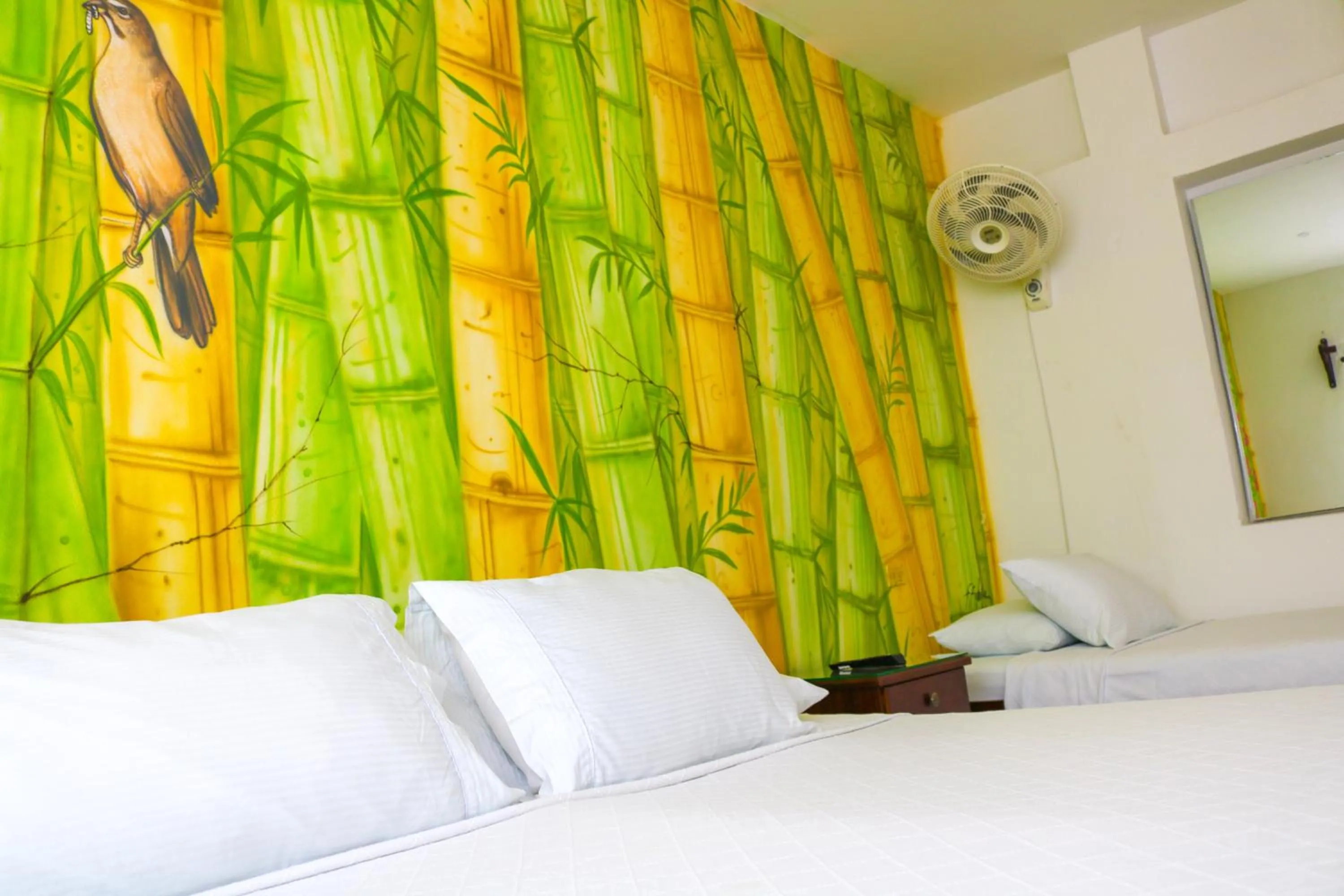 Bedroom, Bed in Hotel Jardines Evans By GEH Suites
