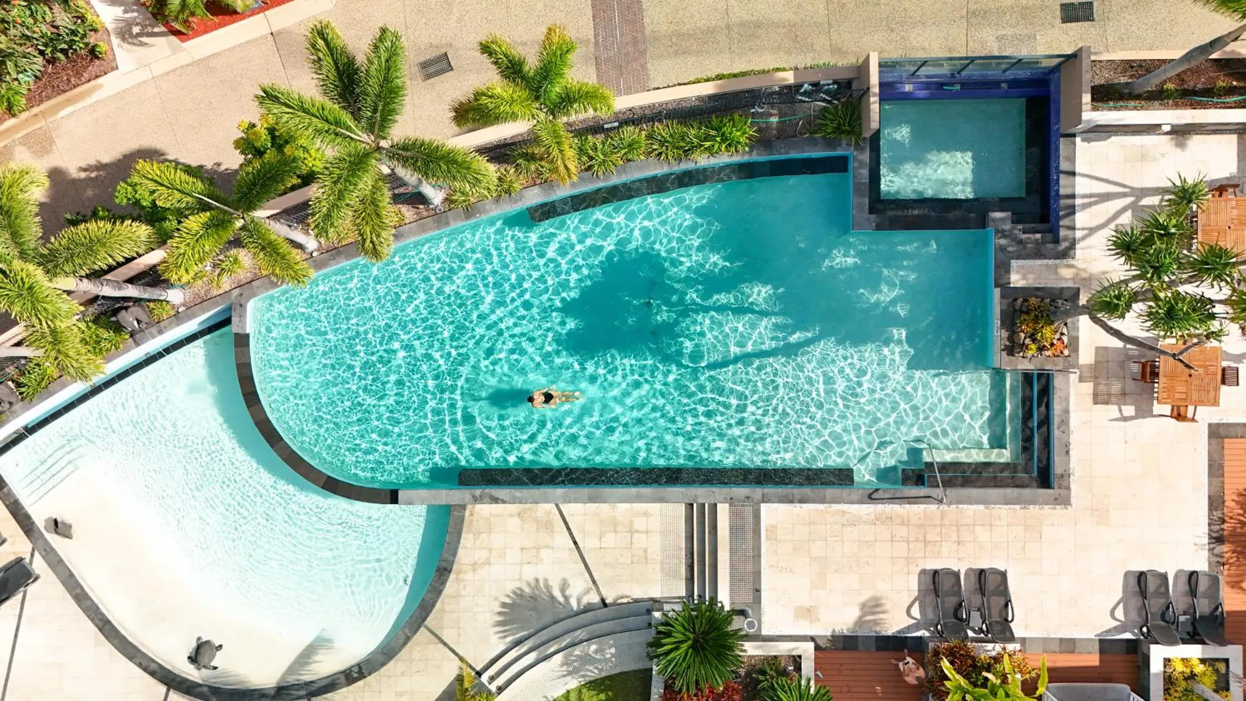 Swimming pool in Mirage Whitsundays