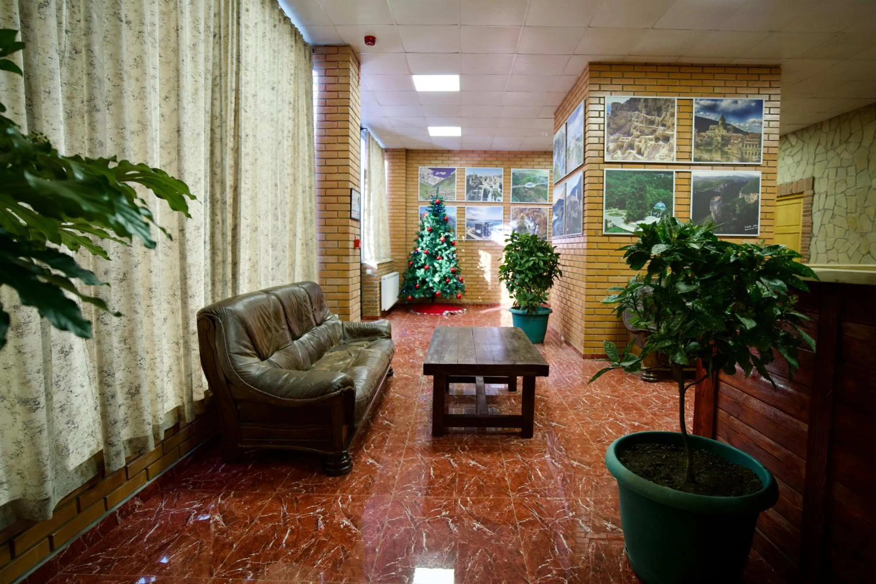 Living room in Hotel Mogzauri
