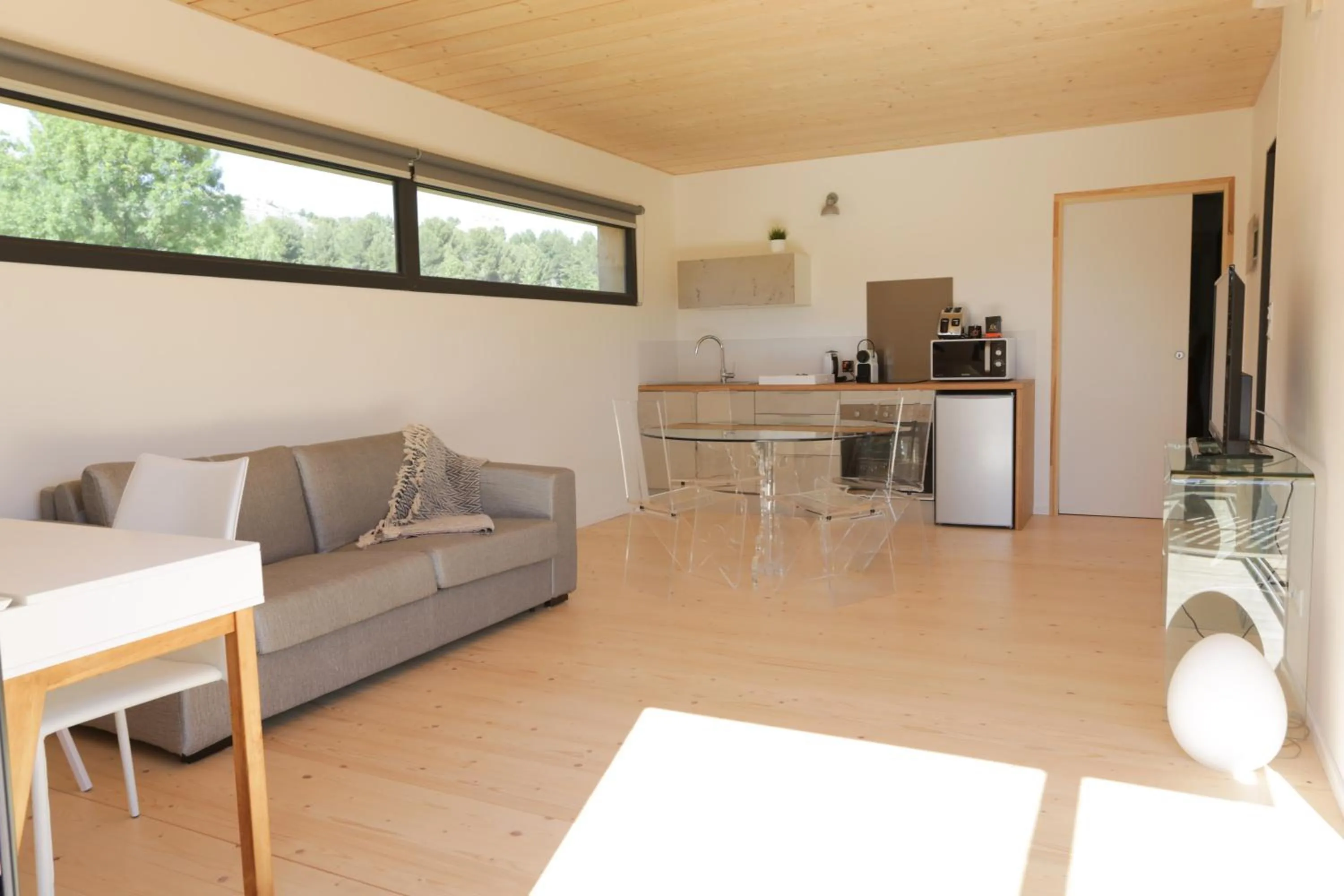 Kitchen or kitchenette in Domaine Mejan