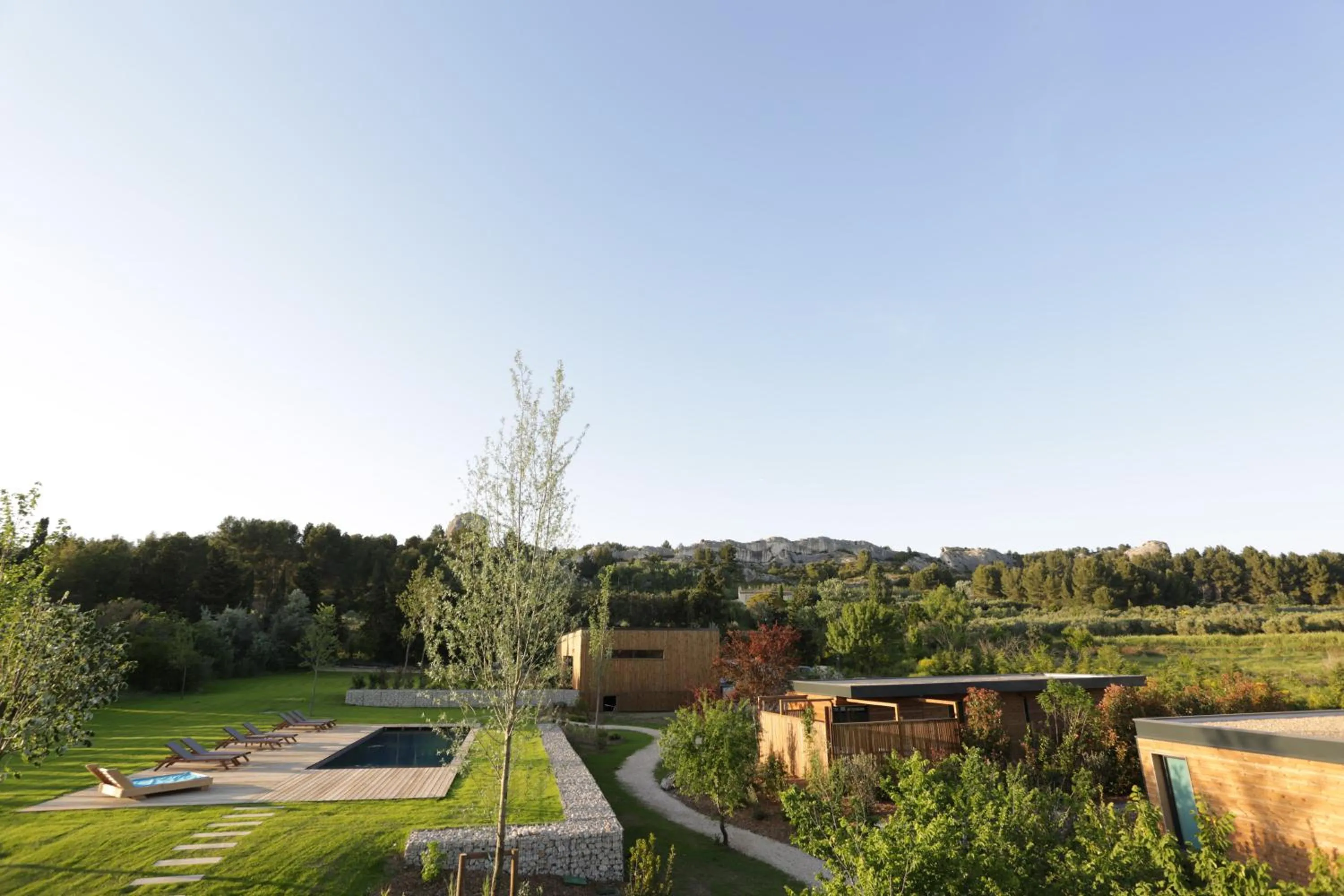 Property building in Domaine Mejan