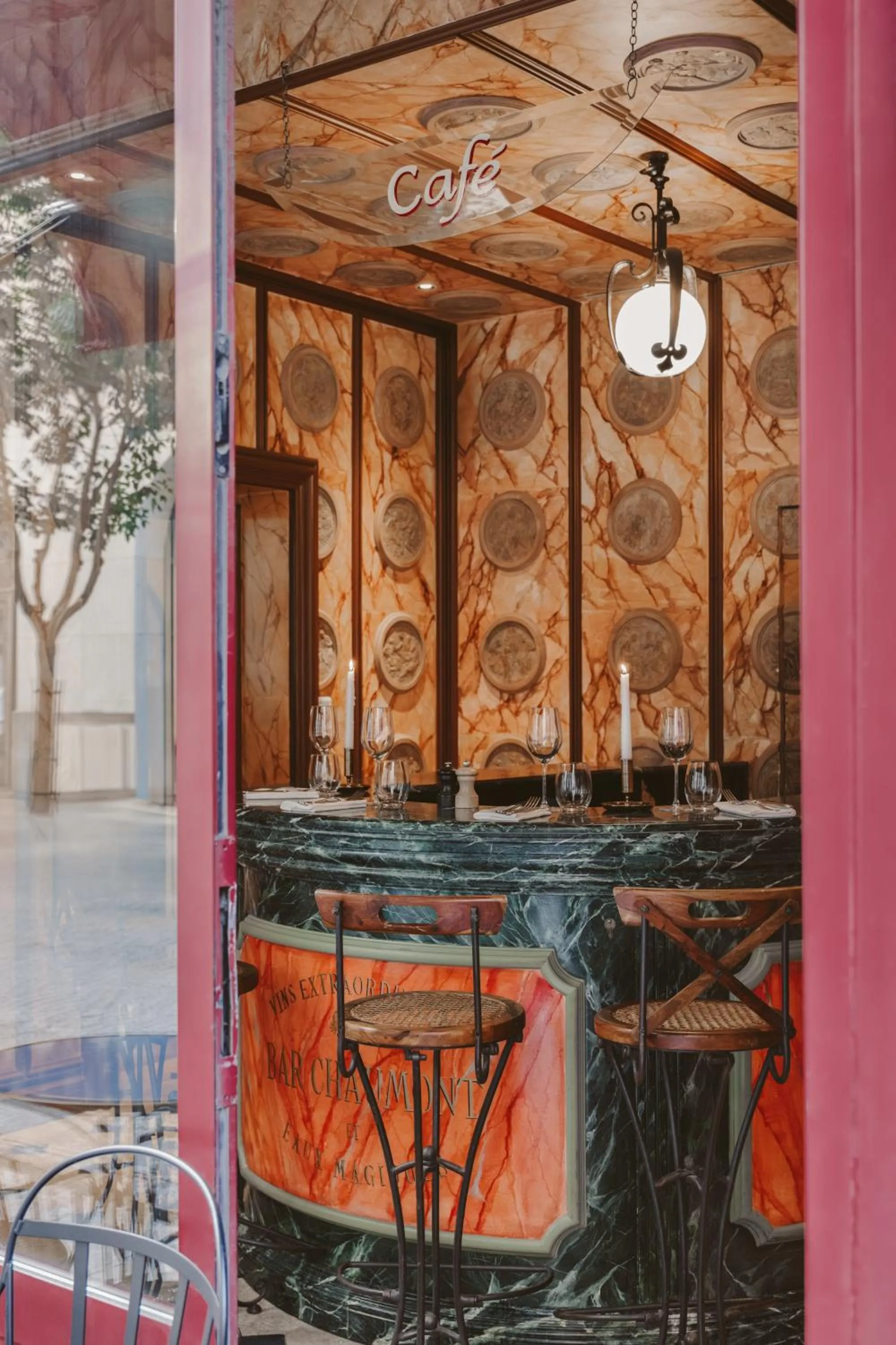 Restaurant/places to eat in Hotel Bachaumont