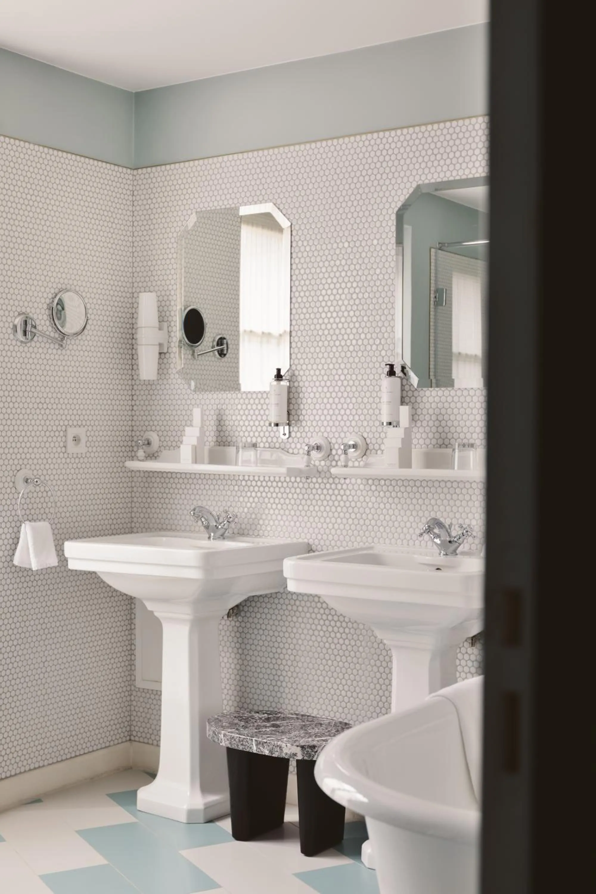 Bathroom in Hotel Bachaumont