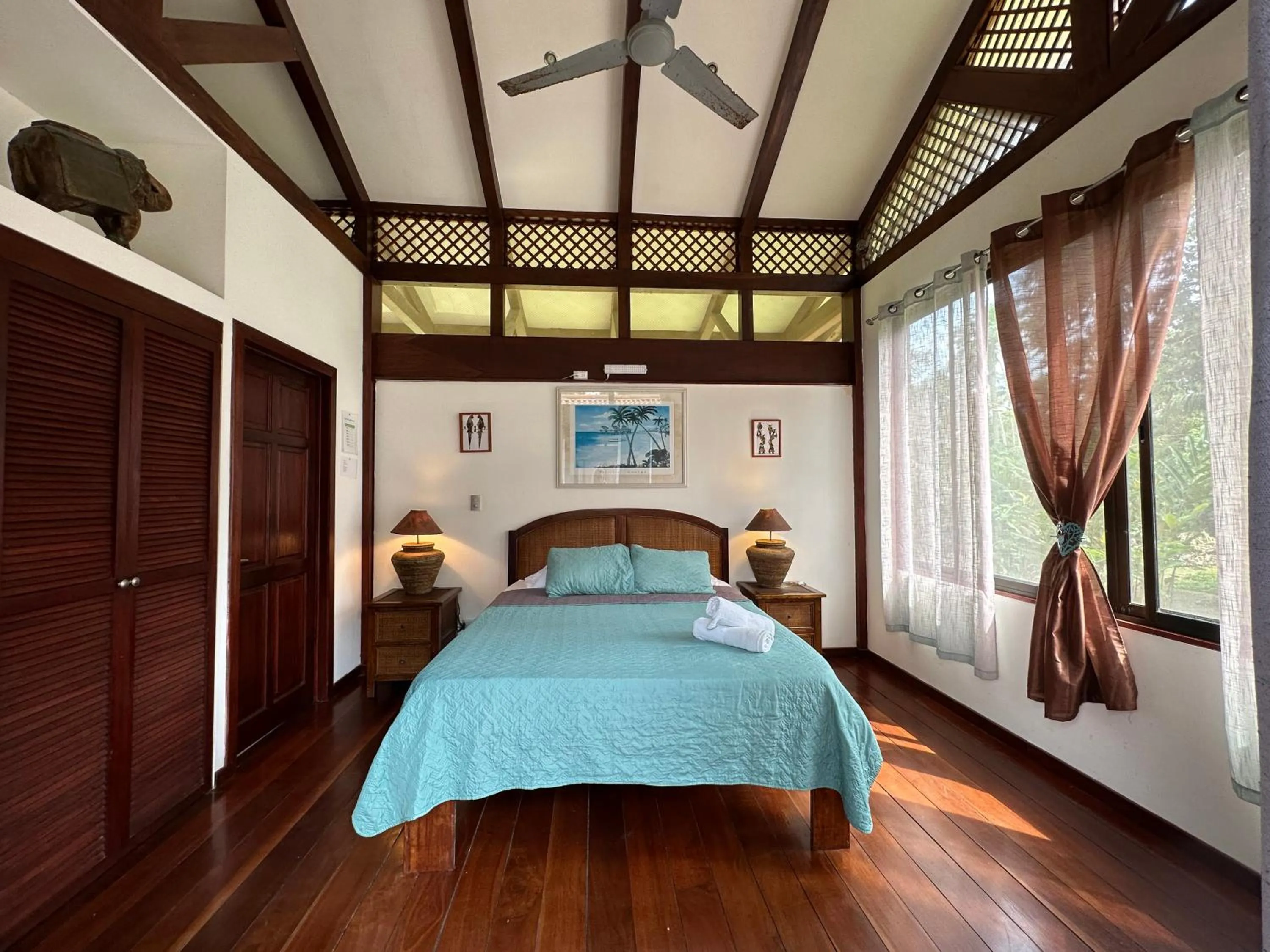 Bedroom, Bed in Hotel Kenaki Lodge