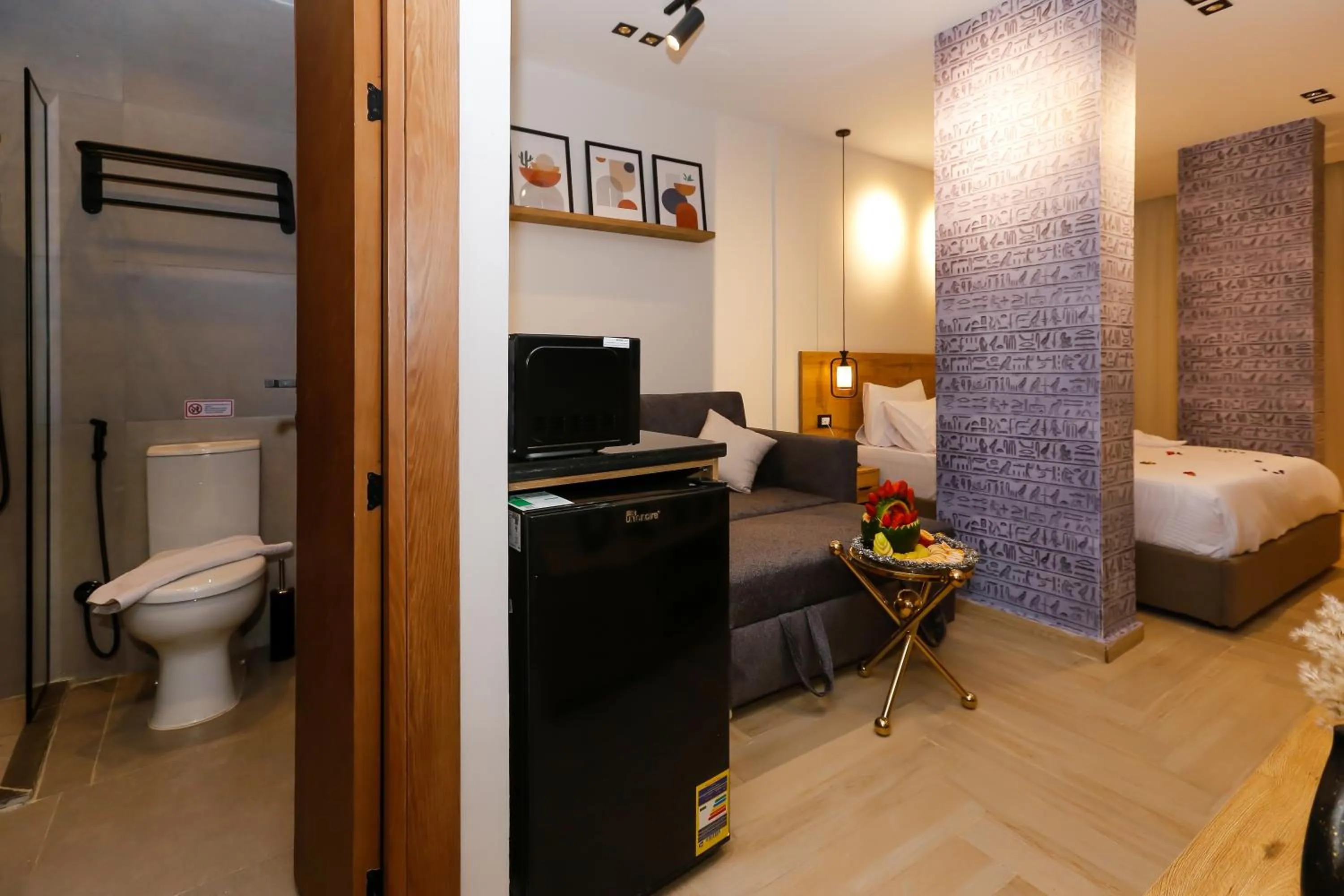 Bed in Rixoss tower Pyramids View