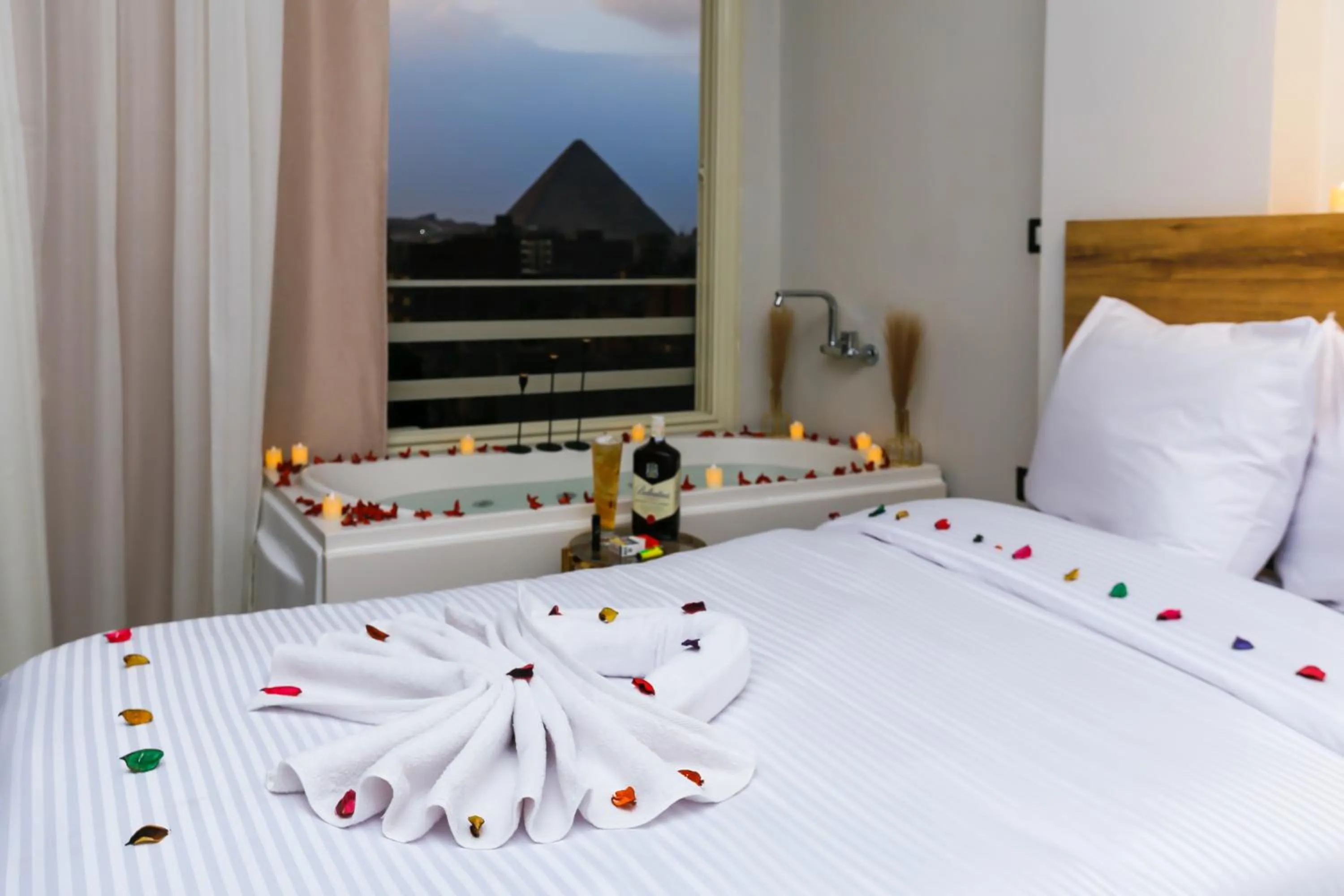 Bed in Rixoss tower Pyramids View