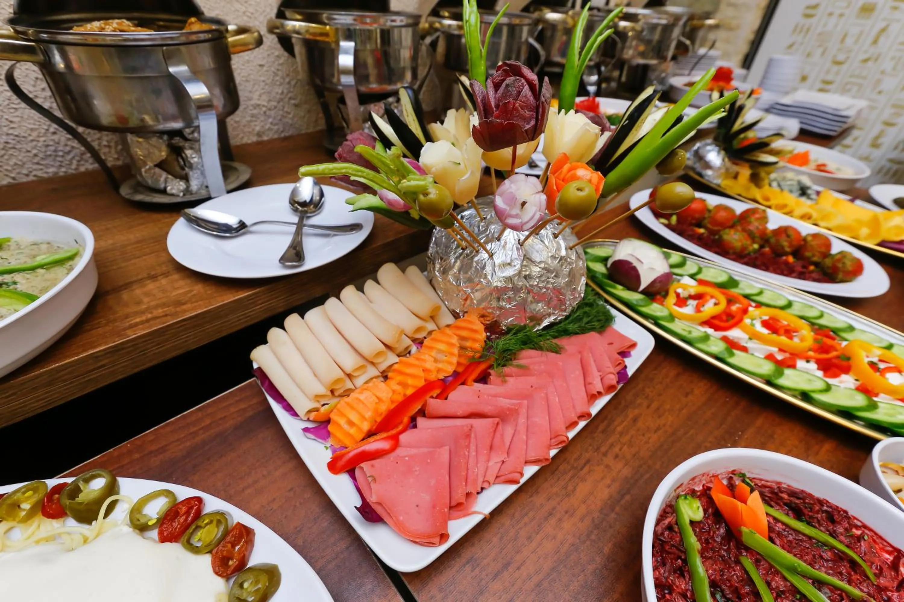 Food and drinks in Rixoss tower Pyramids View