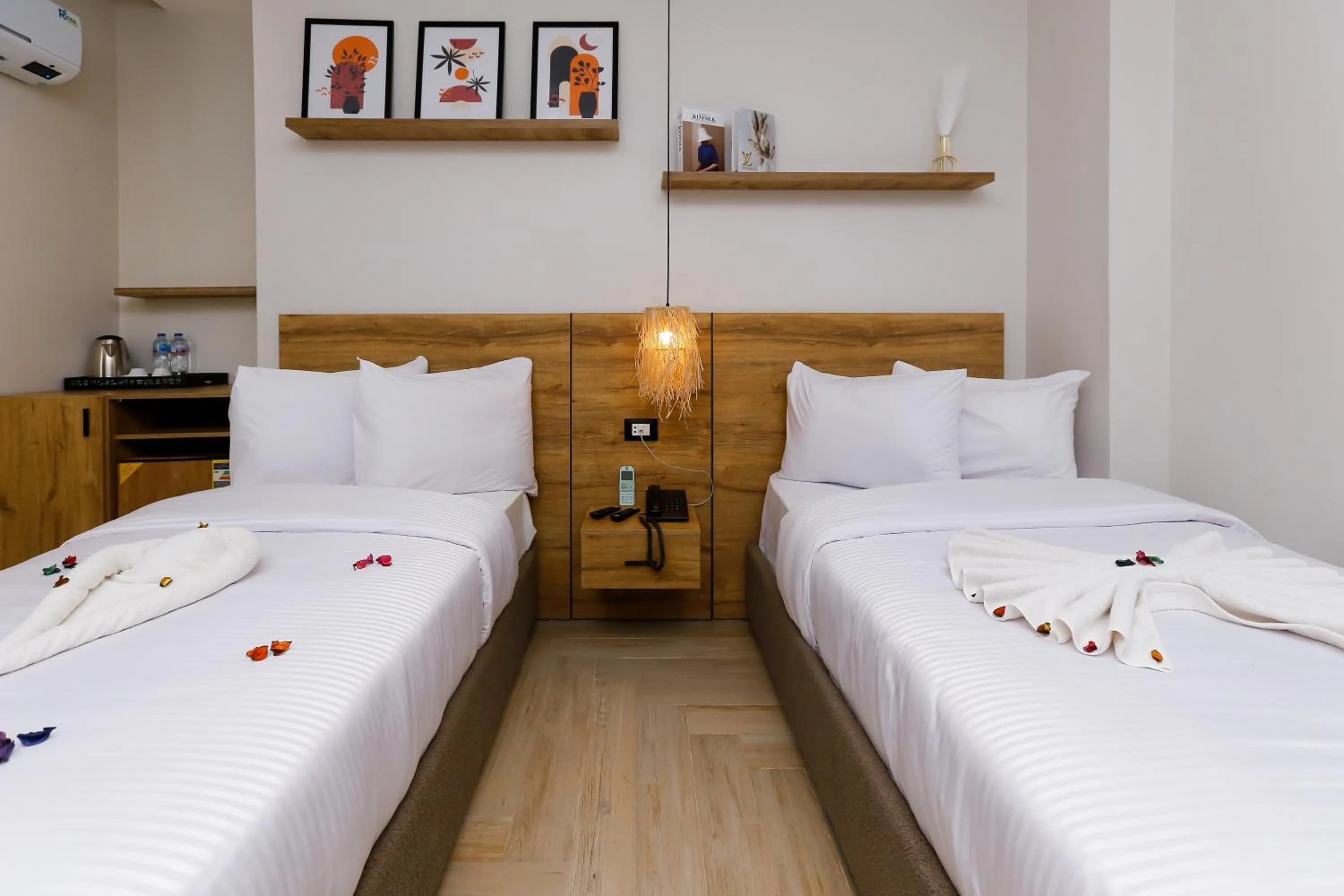 Bed in Rixoss tower Pyramids View