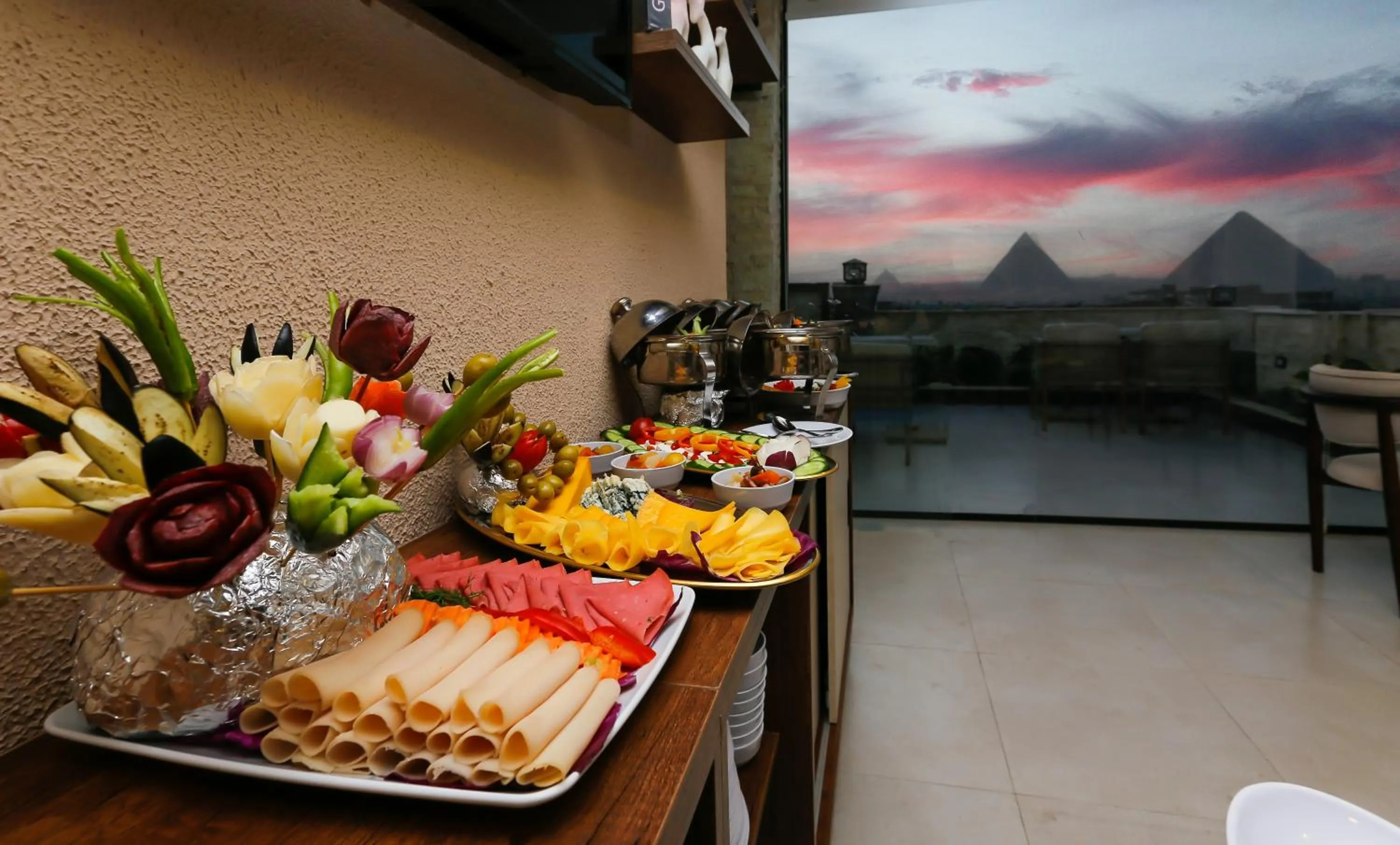 Food and drinks in Rixoss tower Pyramids View