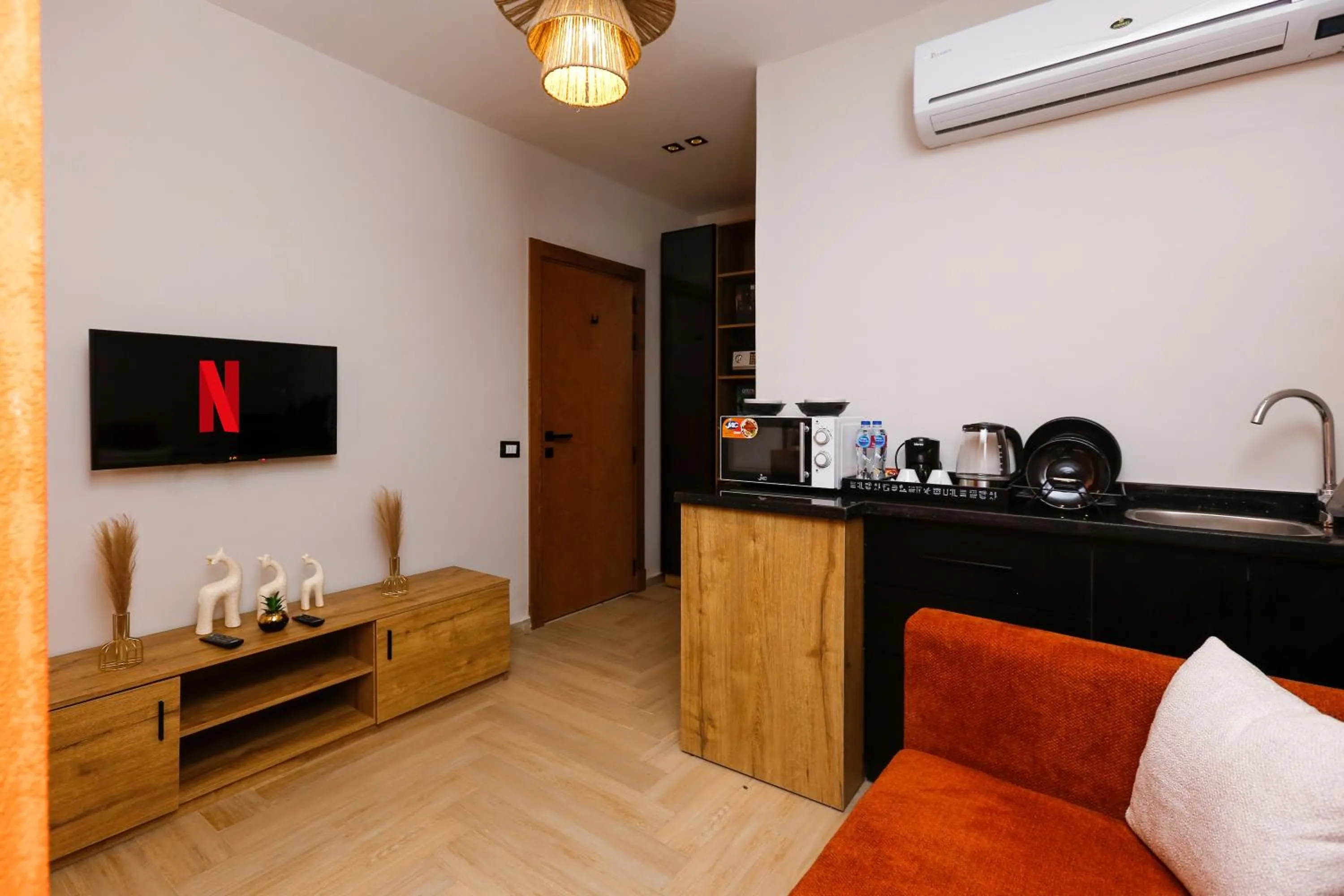 TV and multimedia in Rixoss tower Pyramids View