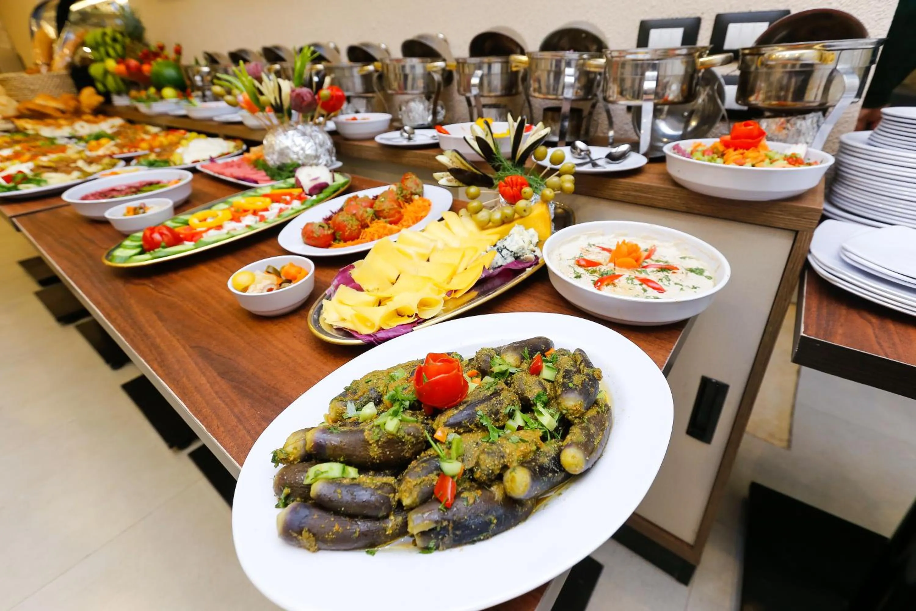 Food and drinks in Rixoss tower Pyramids View