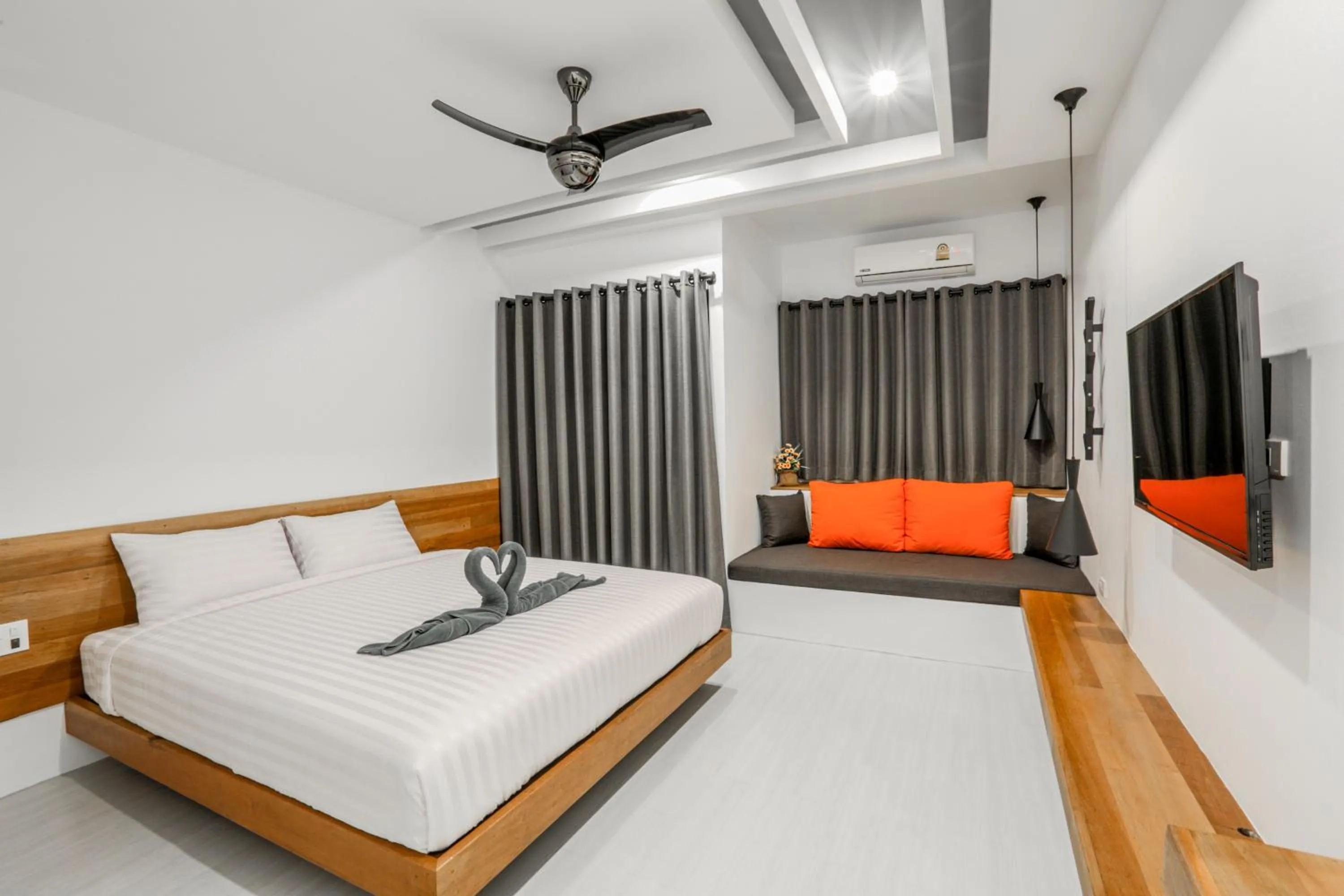 Bedroom, Bed in Chaantalay Hotel