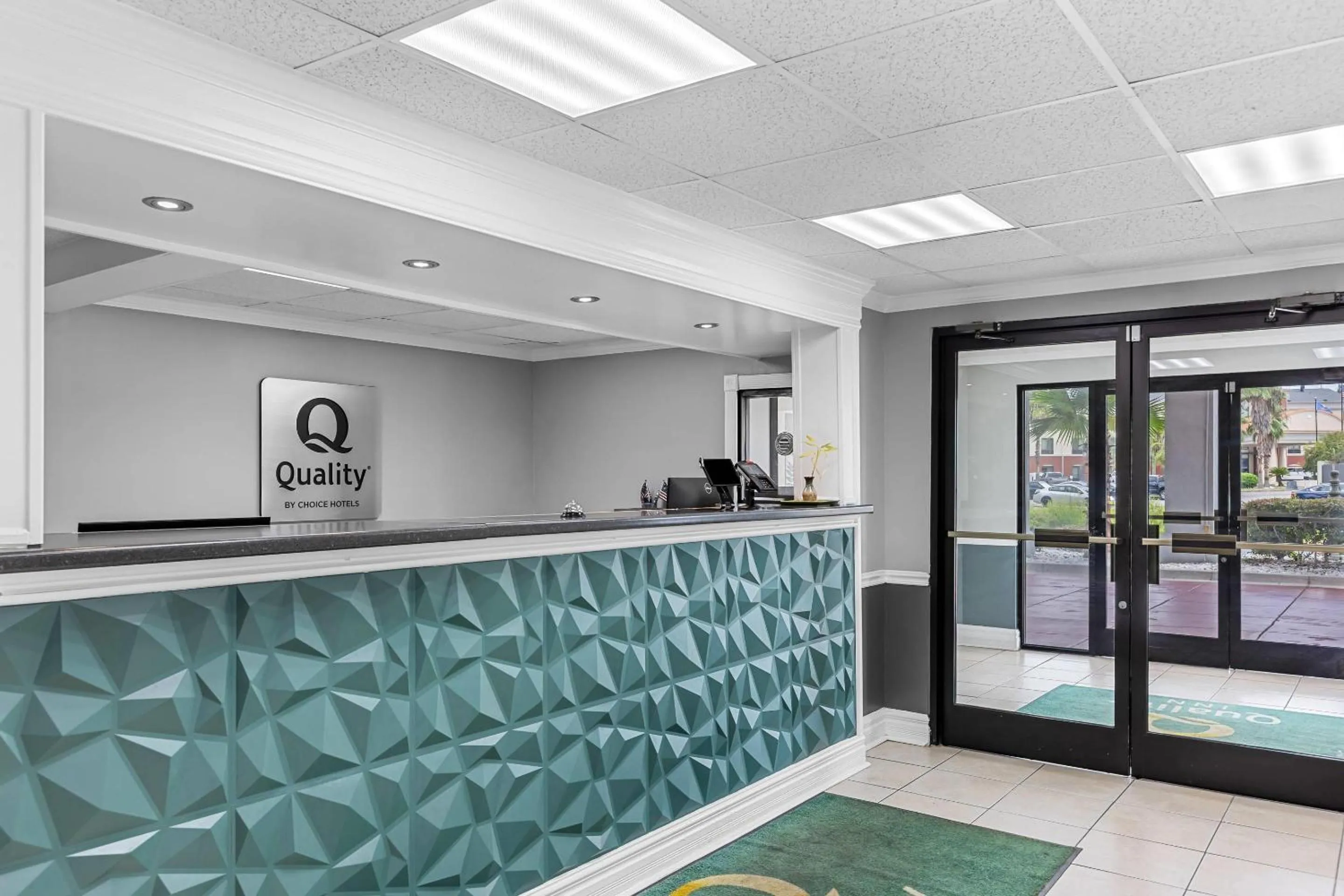 Lobby or reception in Quality Inn Port Wentworth Savannah North