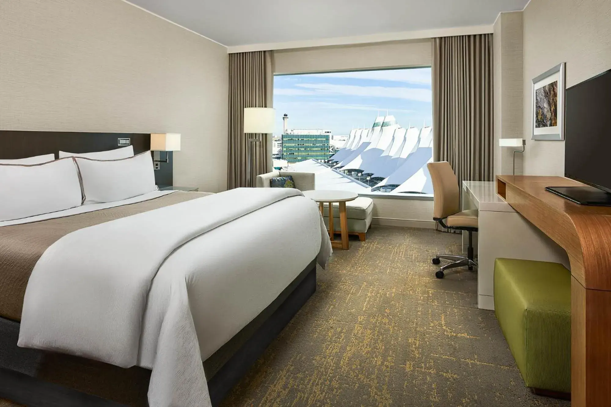 Deluxe King Room in The Westin Denver International Airport Deluxe King Room in The Westin Denver International Airport