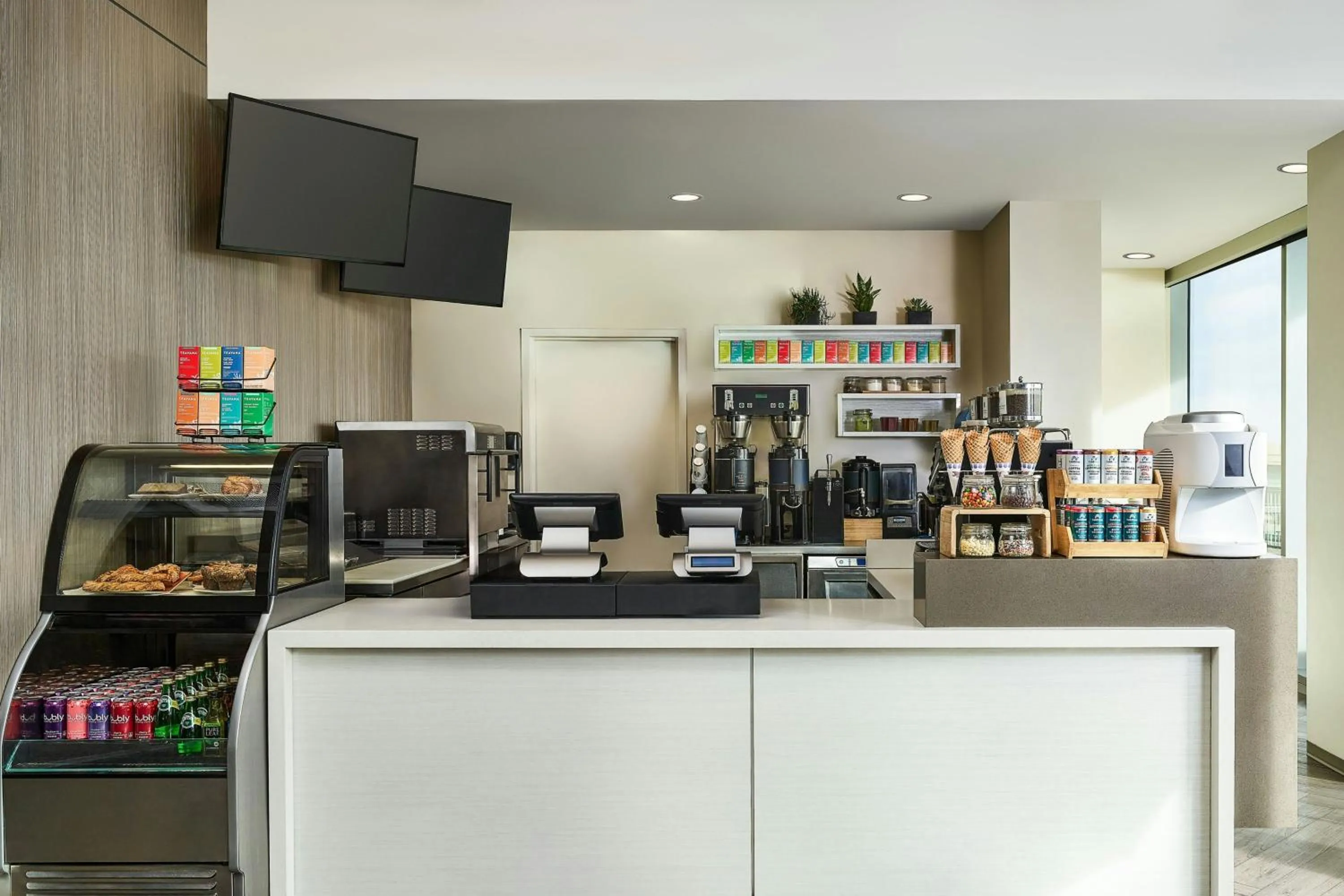 Restaurant/places to eat in The Westin Denver International Airport