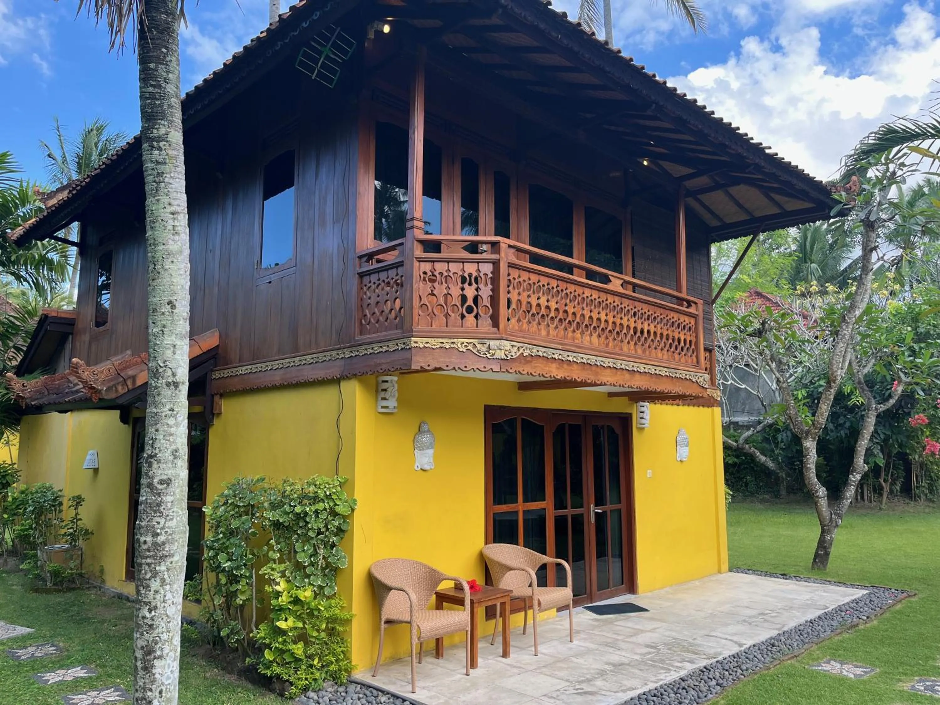 Property building in Kura Kura Villas & Candidasa Mini Golf