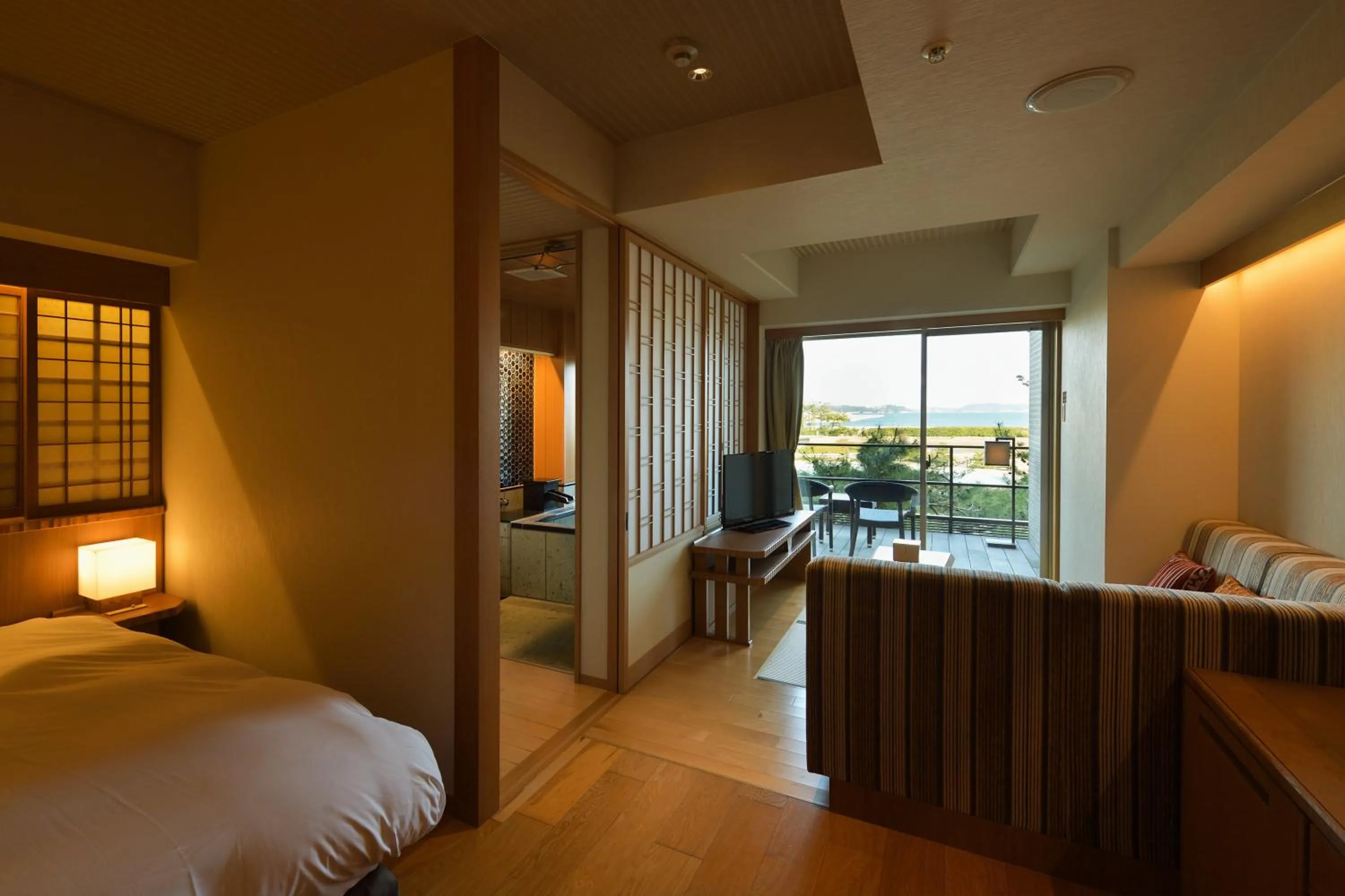 Photo of the whole room, Bed in Matsushima Ichinobo