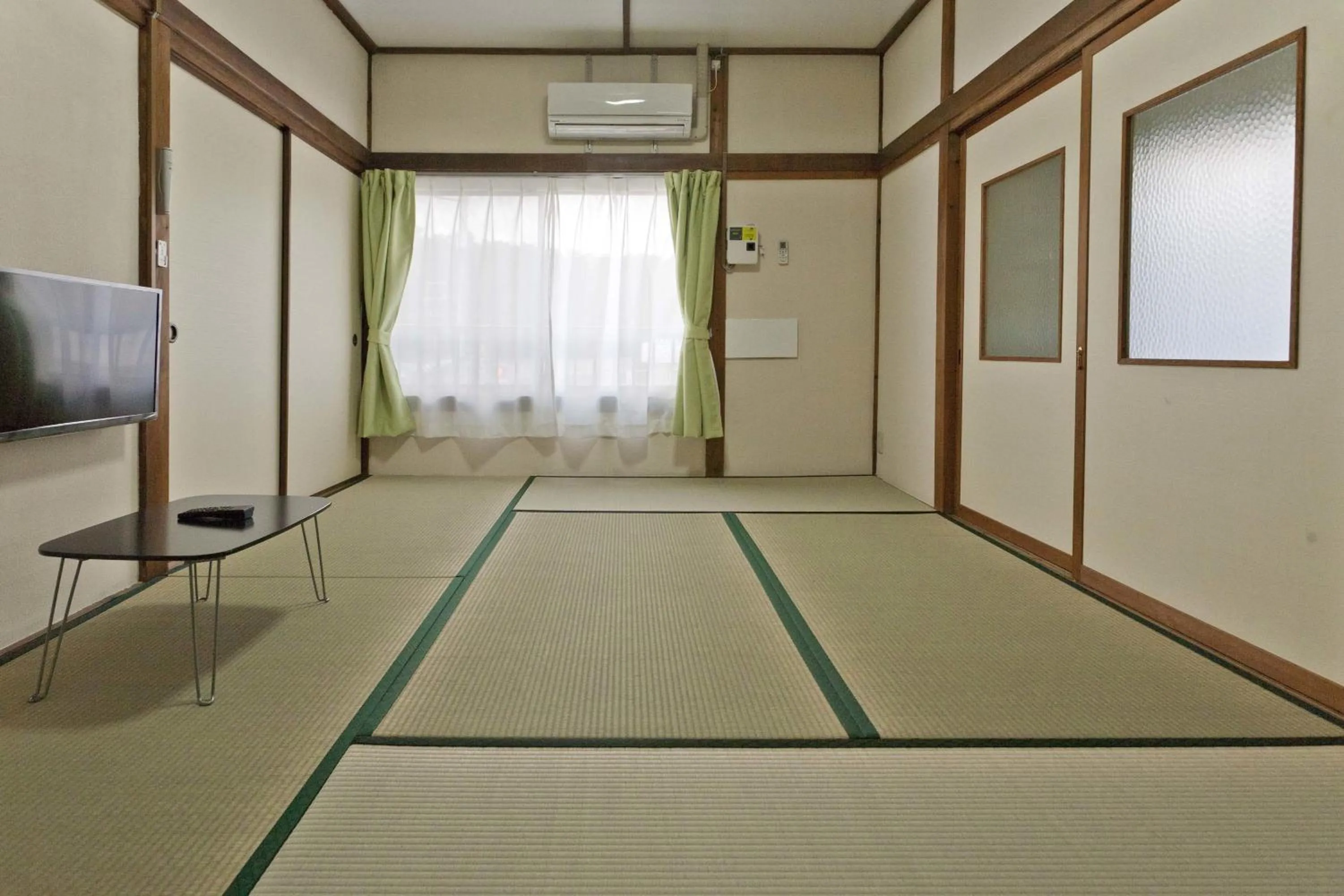 Photo of the whole room in Dormitory Sandanya Guesthouse