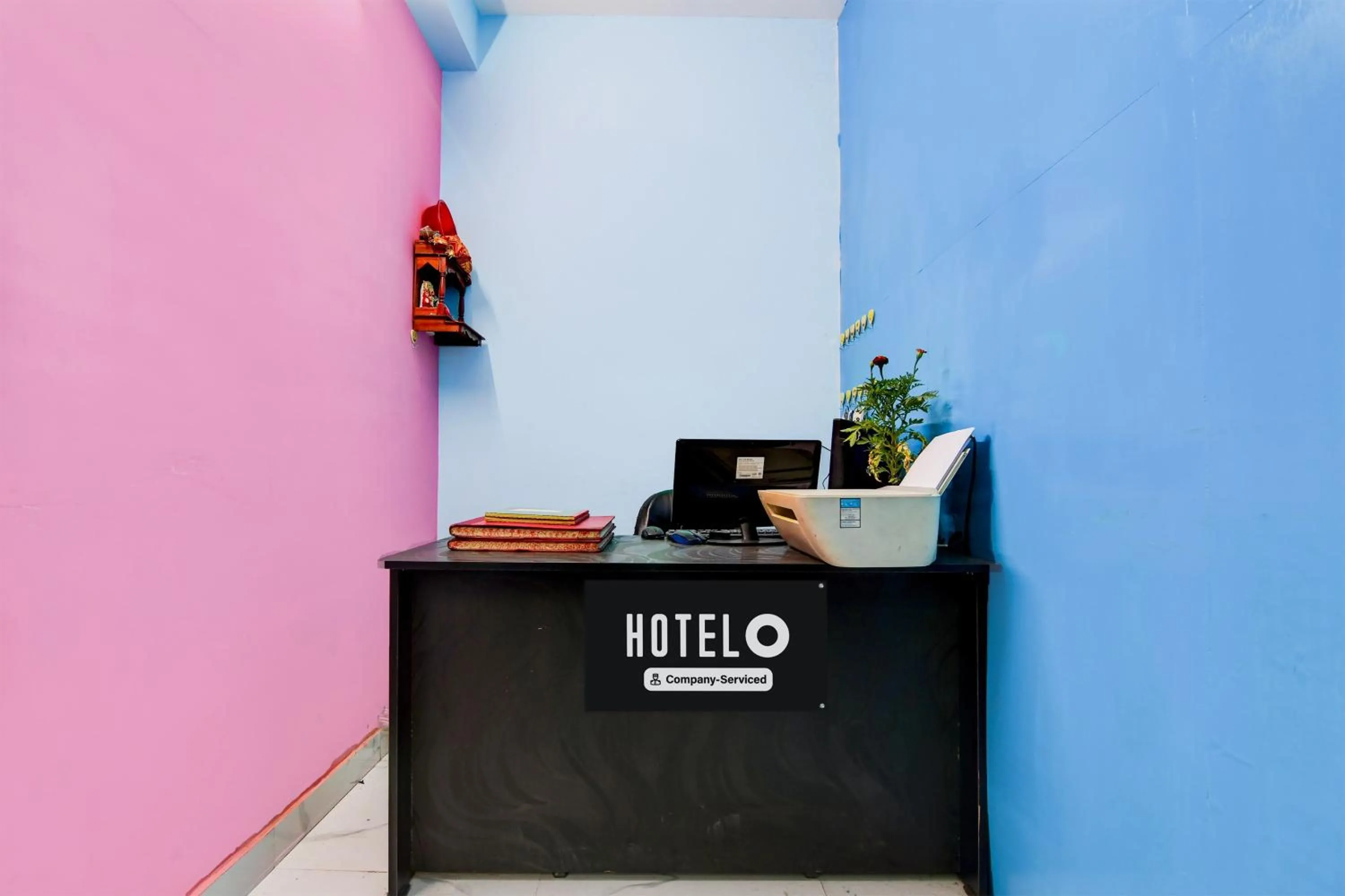 Lobby or reception in Super Hotel O Hiland Park Formerly Ayush Villa