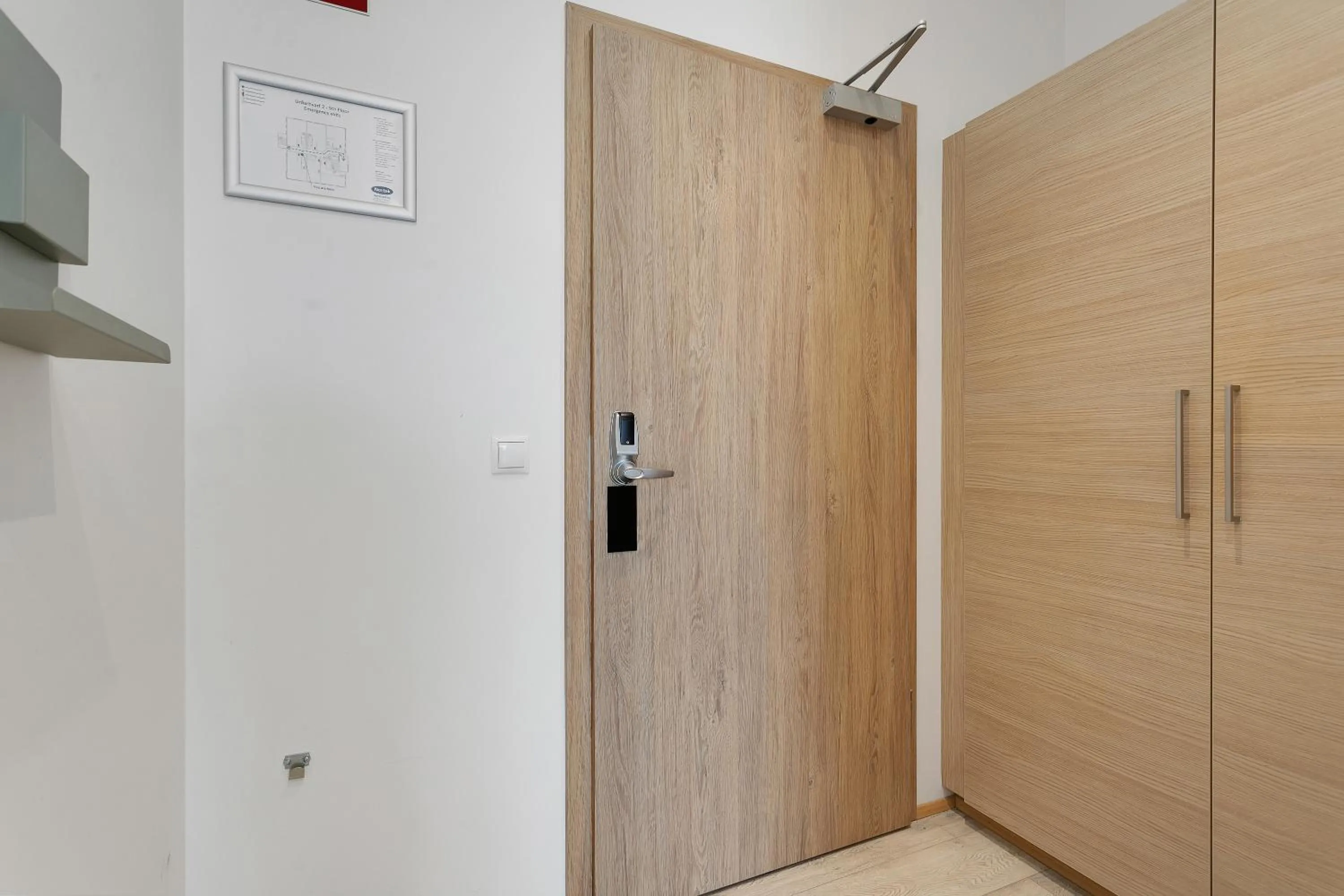 wardrobe in Blue Mountain Apartments by Heimaleiga