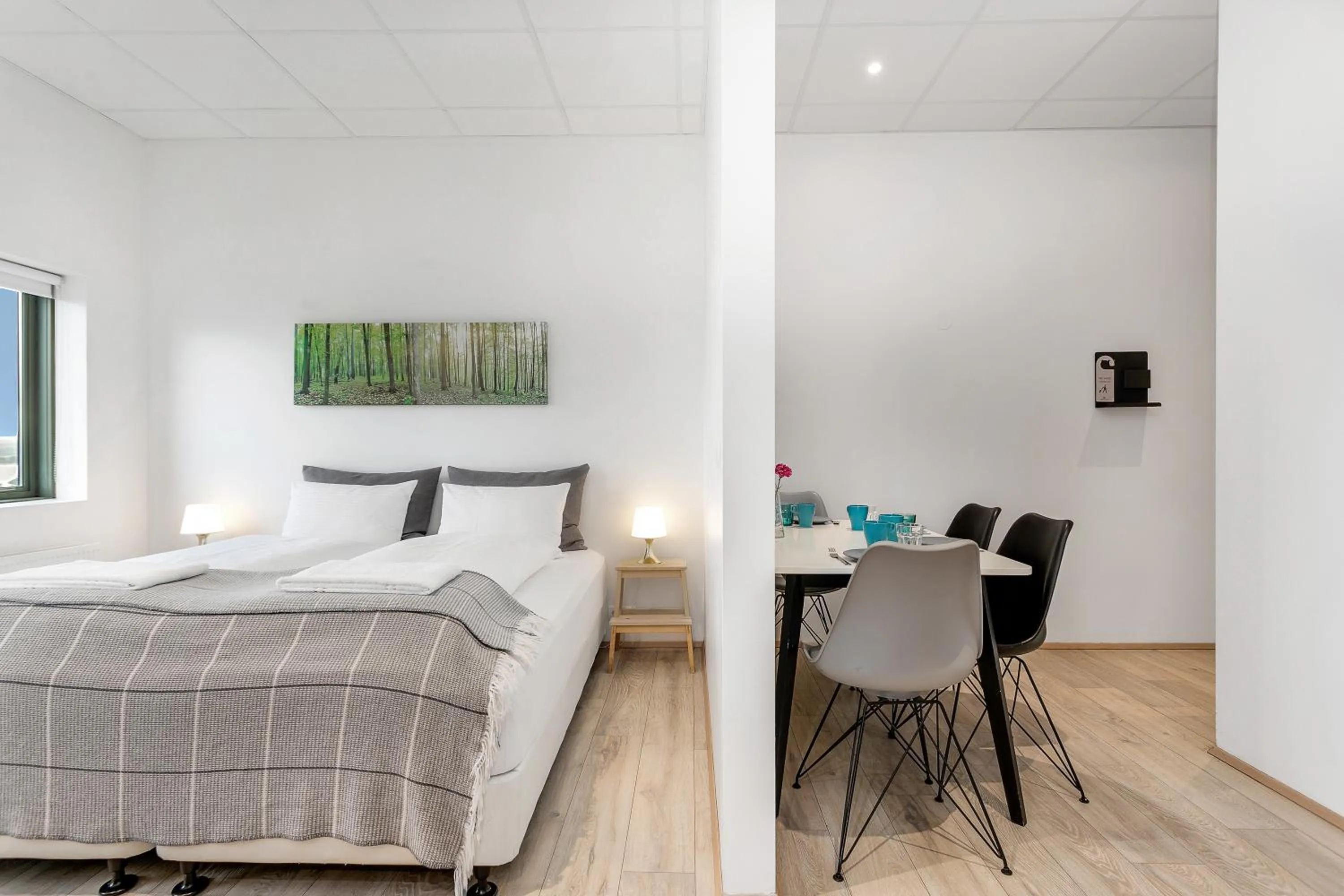 Bed in Blue Mountain Apartments by Heimaleiga