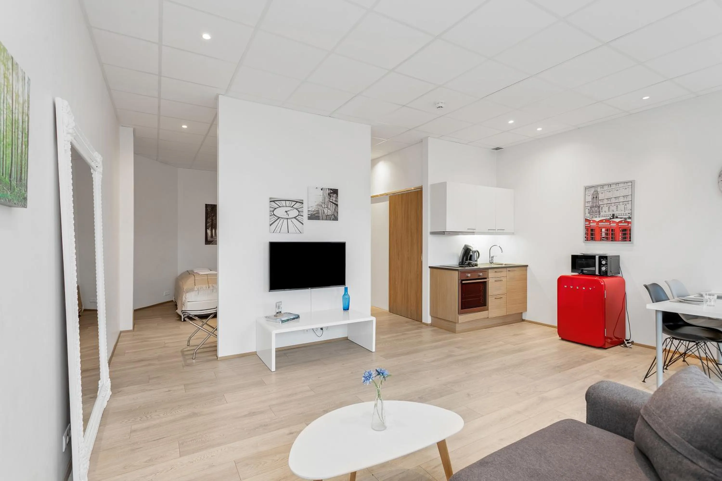 TV and multimedia in Blue Mountain Apartments by Heimaleiga