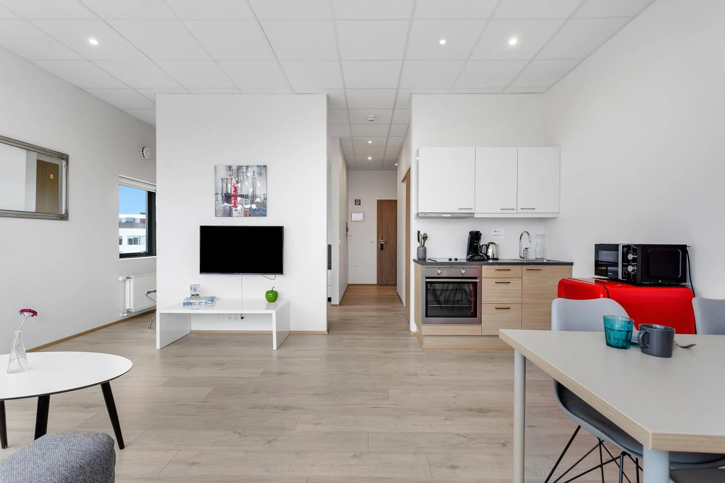 TV and multimedia in Blue Mountain Apartments by Heimaleiga