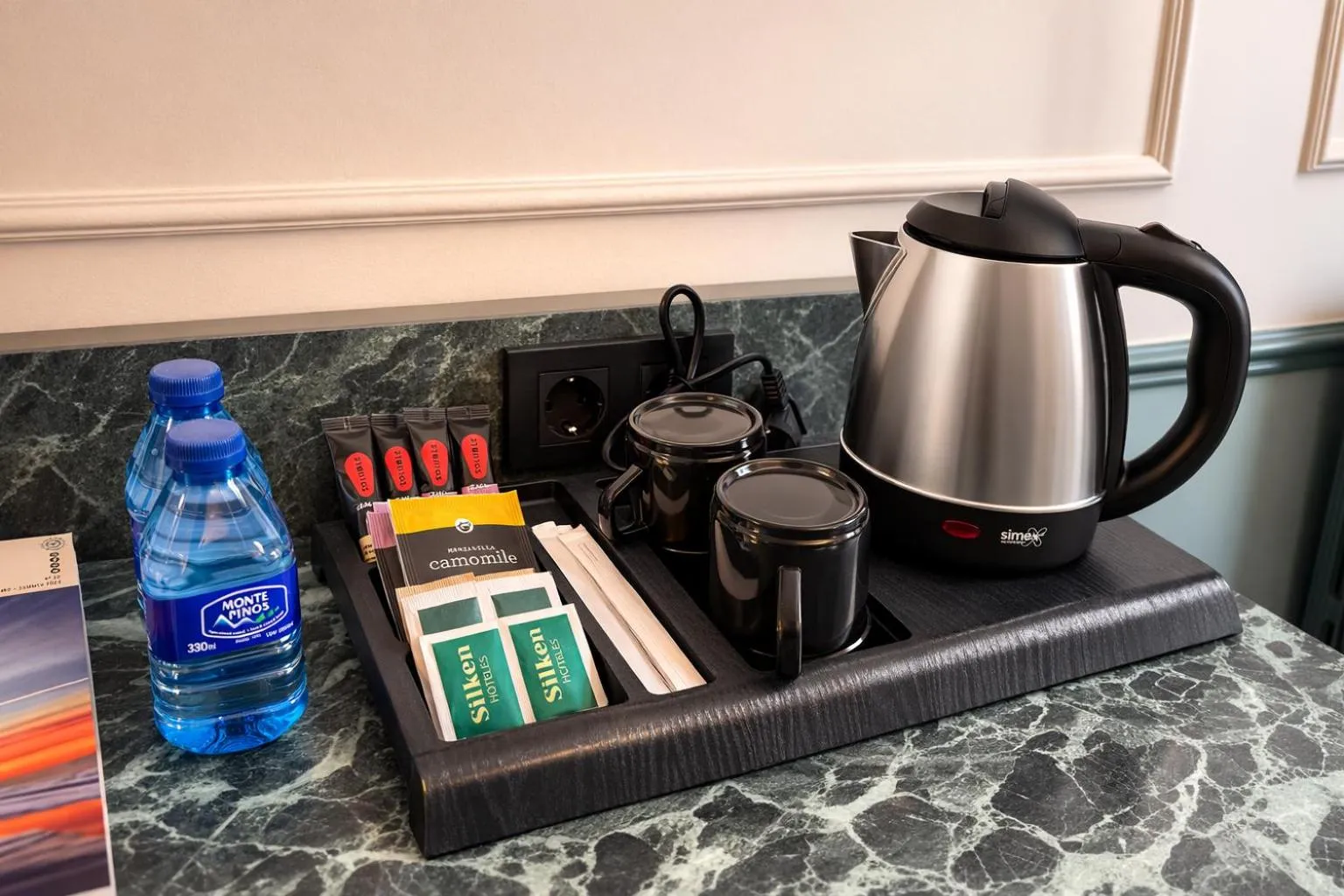 Coffee/tea facilities in Silken Gran hotel Durango