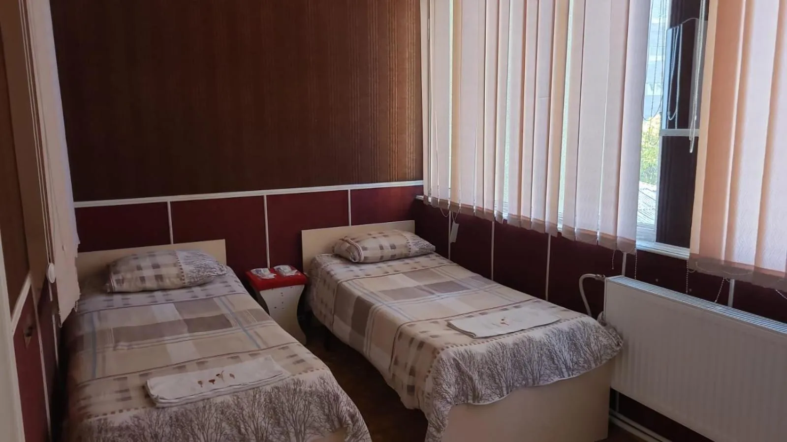 Bed in Royal Boutique Hotel on Kievyan