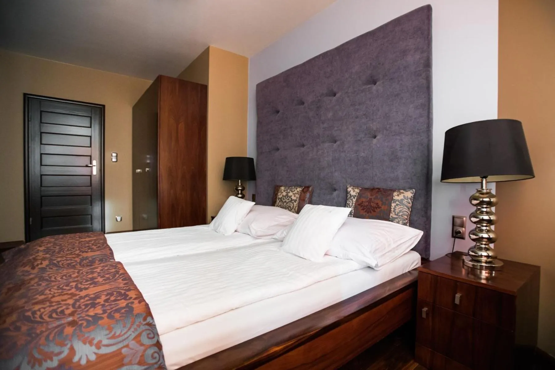 Bed in Apartamenty w Villa Park