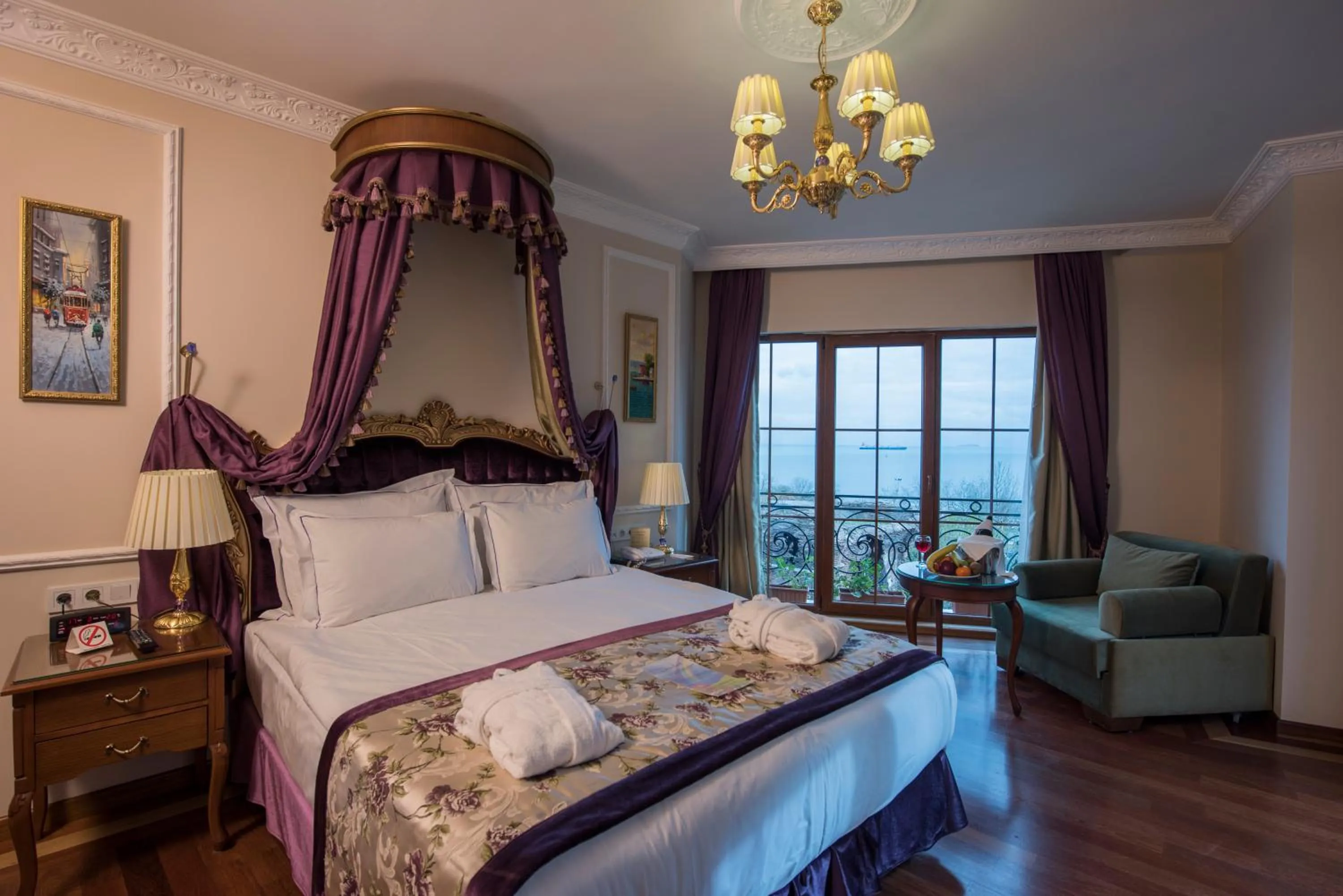 Sea view, Bed in GLK PREMIER Sea Mansion Suites & Spa - Special Class