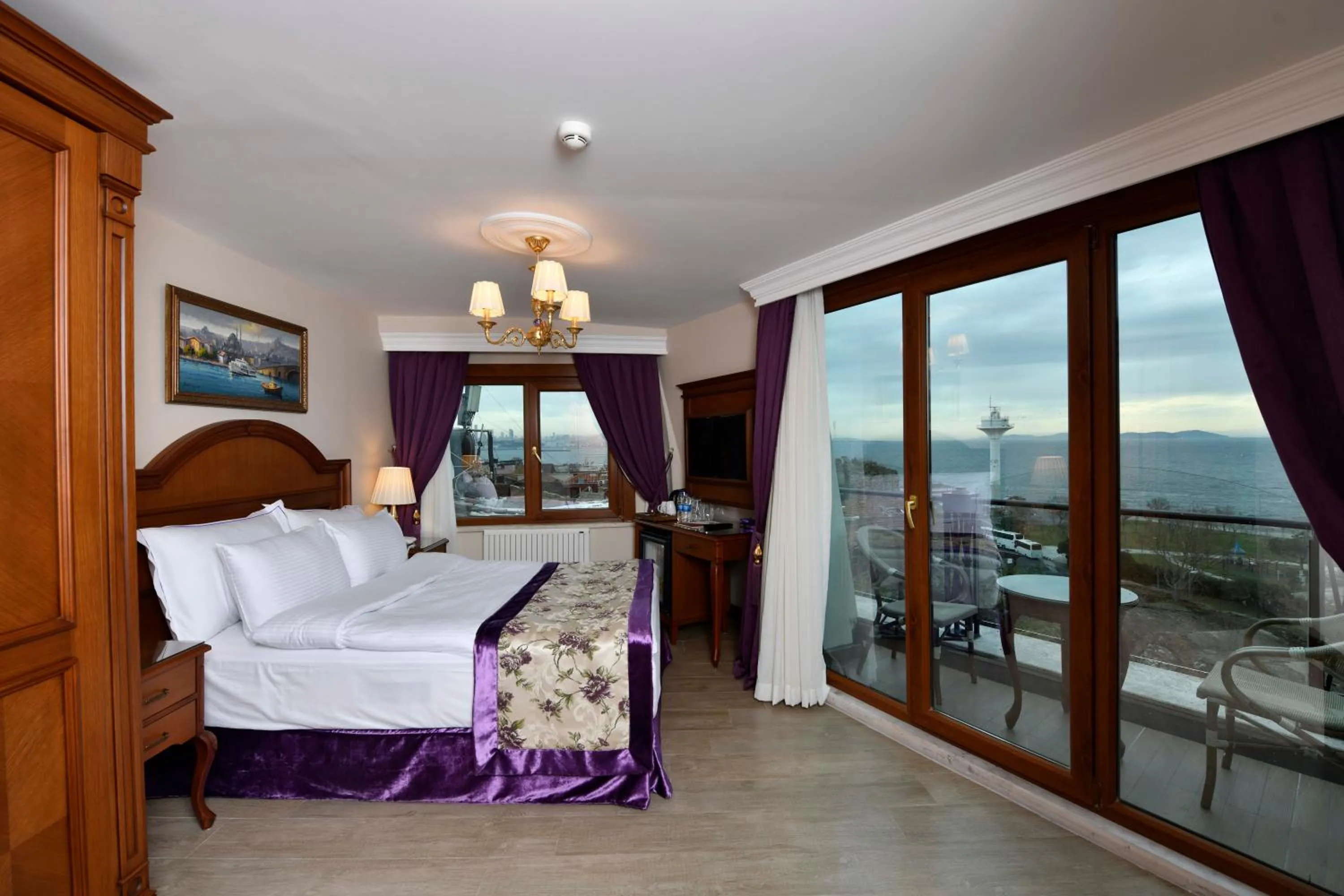 Sea view, Bed in GLK PREMIER Sea Mansion Suites & Spa - Special Class