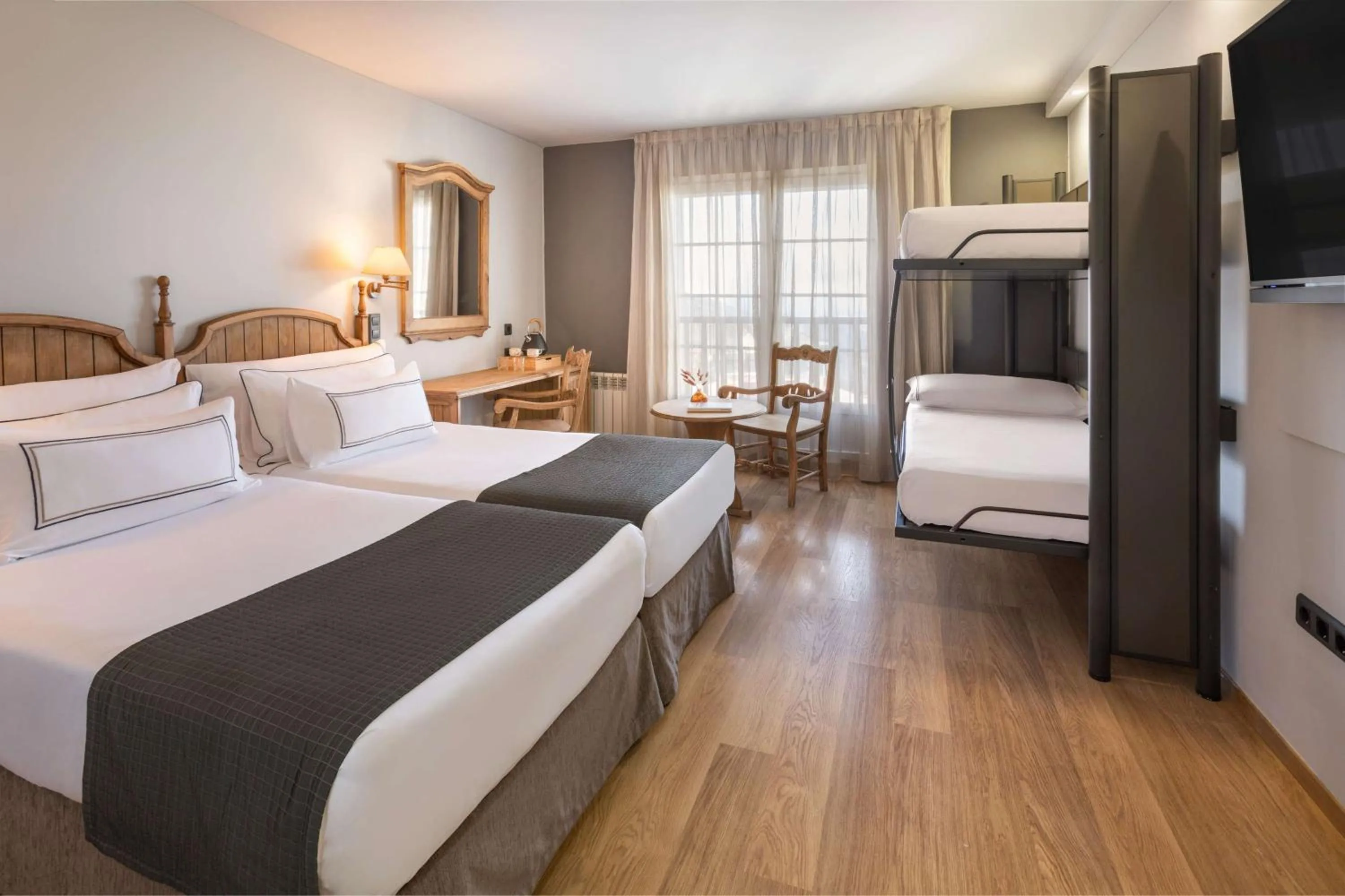 Bedroom, Bed in Melia Sierra Nevada