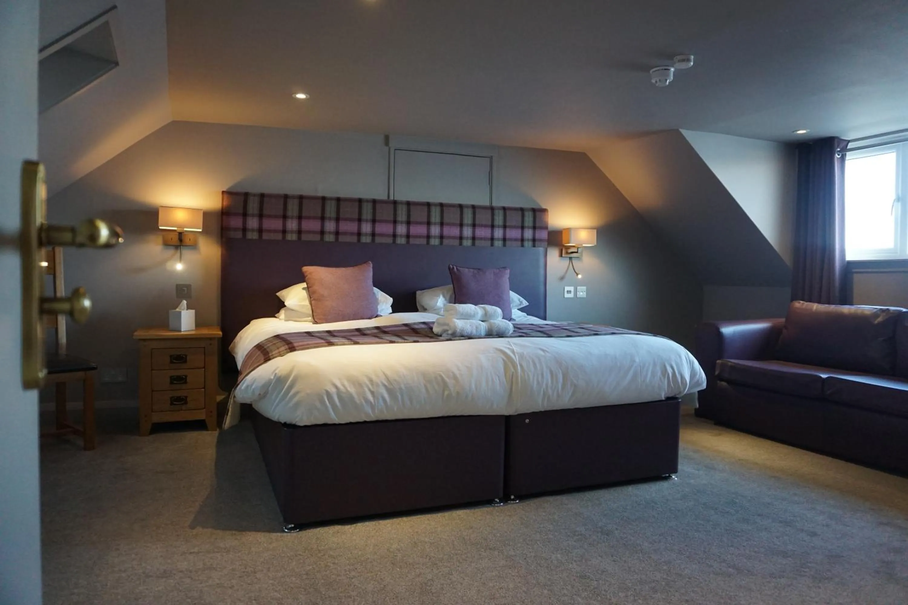 Bed in Lochside Hotel