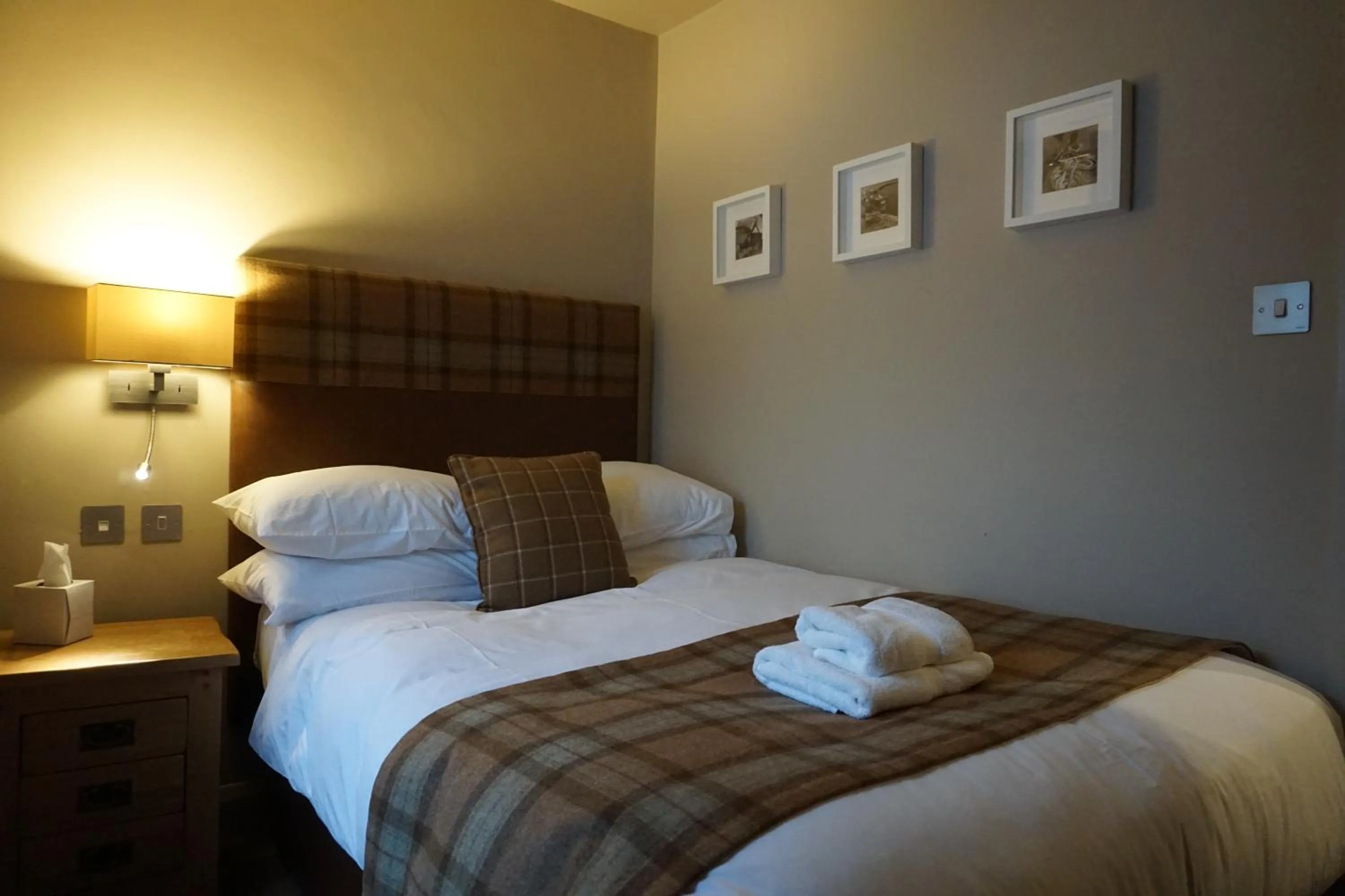 Bed in Lochside Hotel