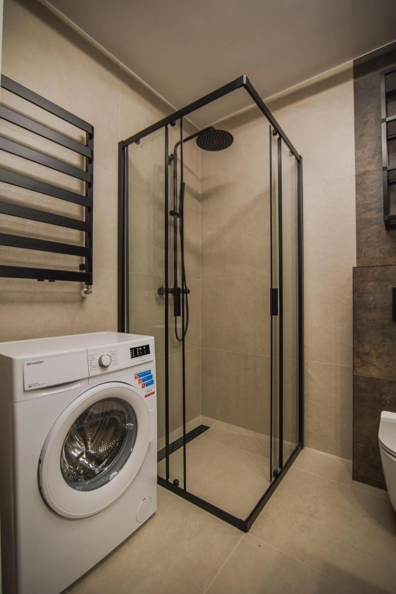 Dom Goscinny Bialy Dworek